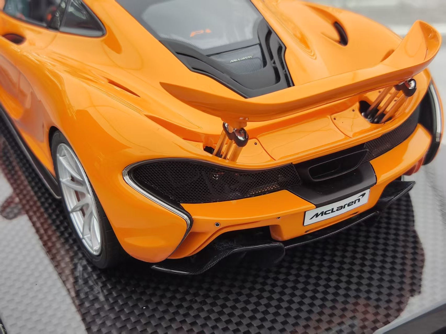 DM 1/18 McLaren P1 Orange Silver Wheel Custom Edition MP999B