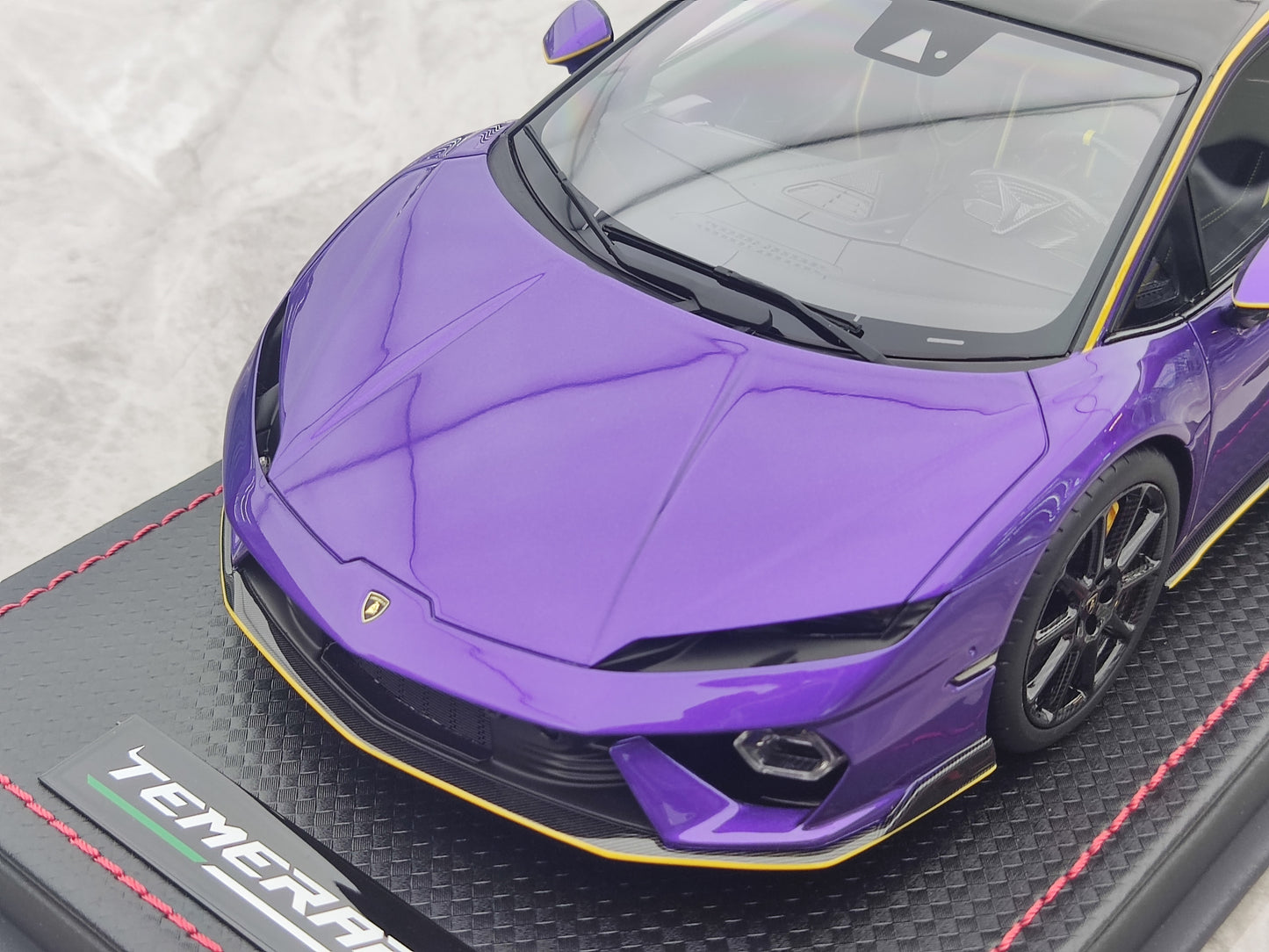 MR 1/18 Lamborghini New Huracan Temerario AP Package Edition Parrot Purple LAMBO062F