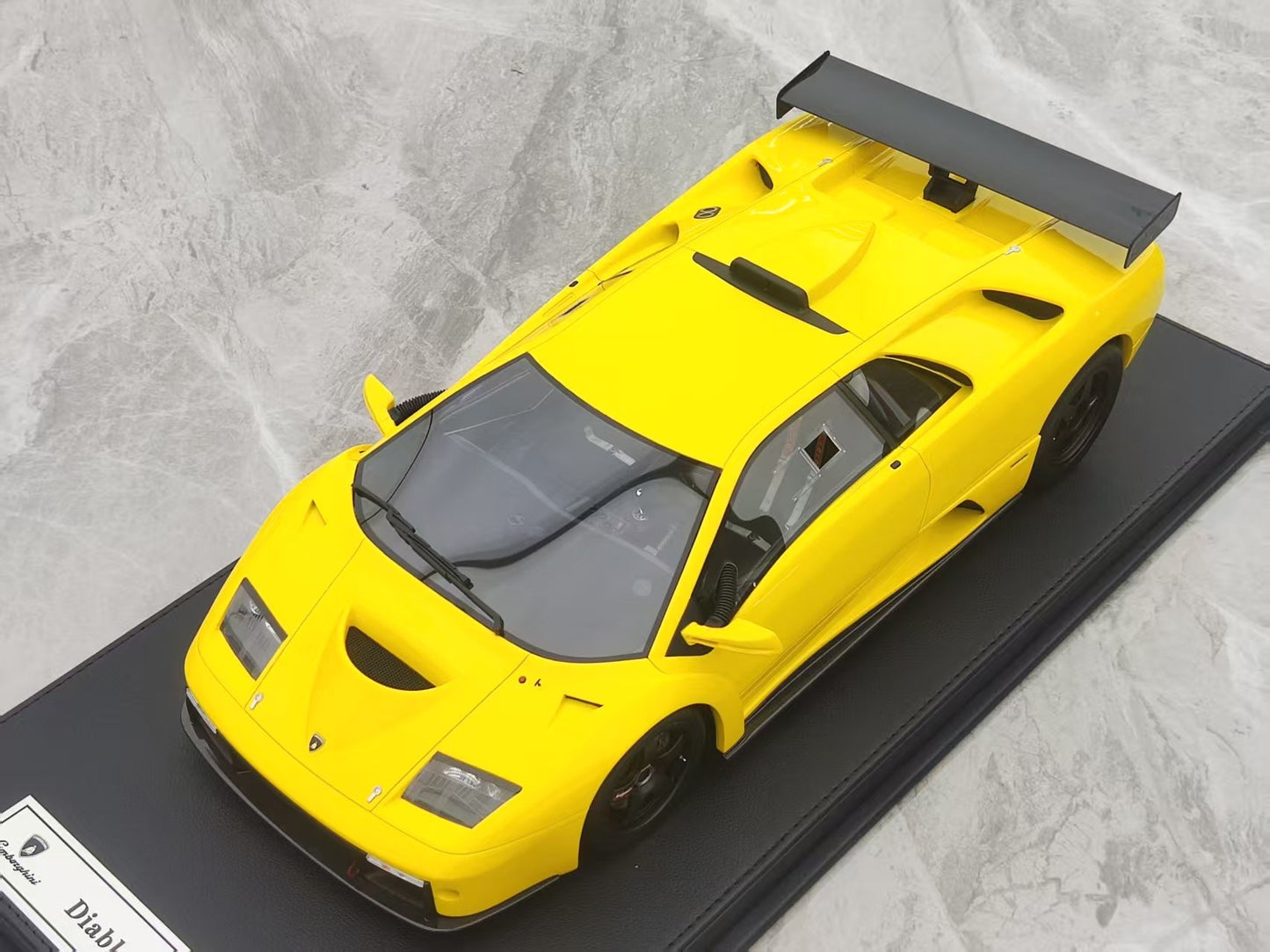 GL 1/12 Lamborghini Diablo GTR Yellow Simulation Model Car JS-GL003
