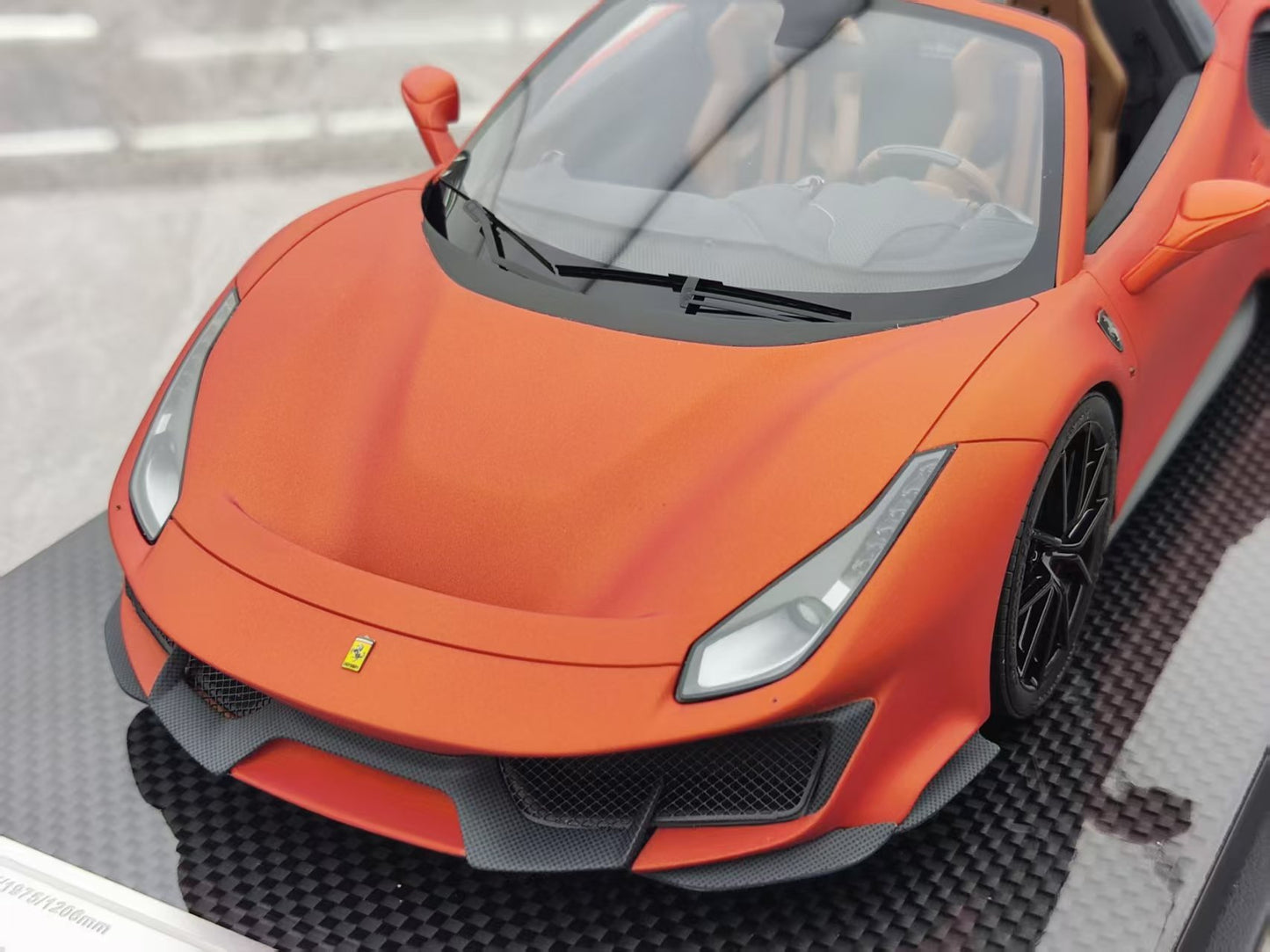 Dino Model 1/18 Ferrari 488 Pista Spider carbon fiber base customized custom color car model FPC997B