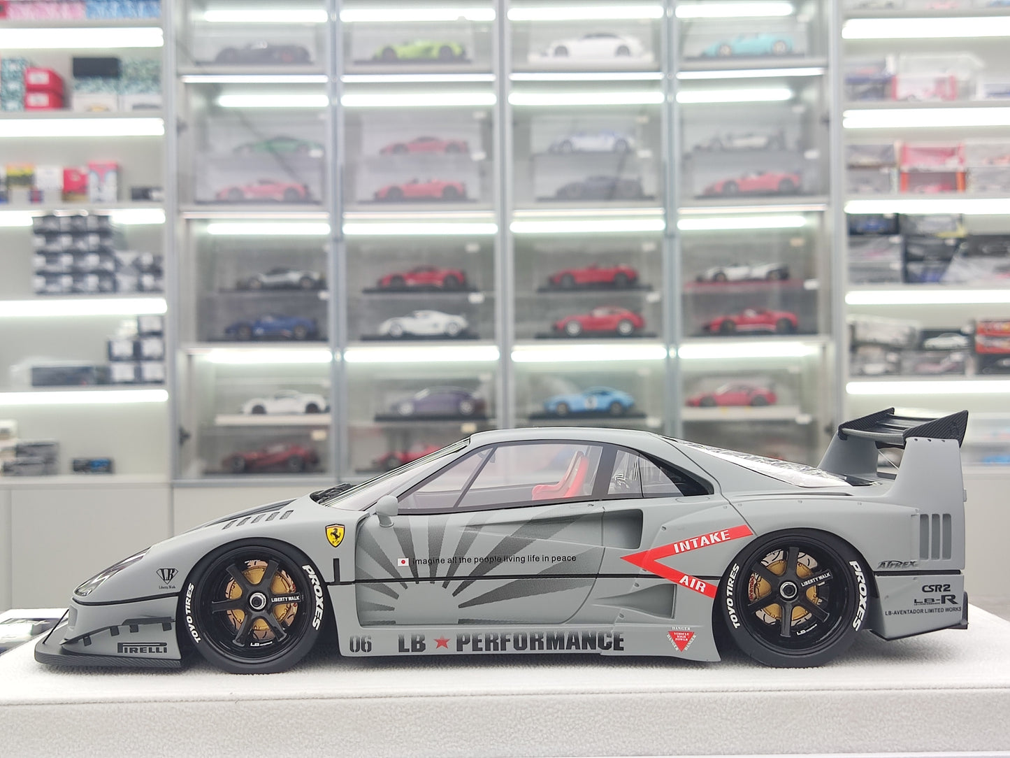 BBA MODEL 1/18 Ferrari F40 Combat Gray Limited Edition Car Model BBA016