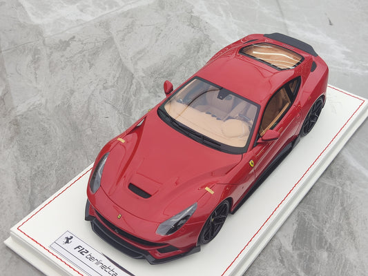 RUNNER 1/18 Ferrari F12 DMC Ruĝa Limigita Eldono Simulada Modelaŭto JM-RNR001