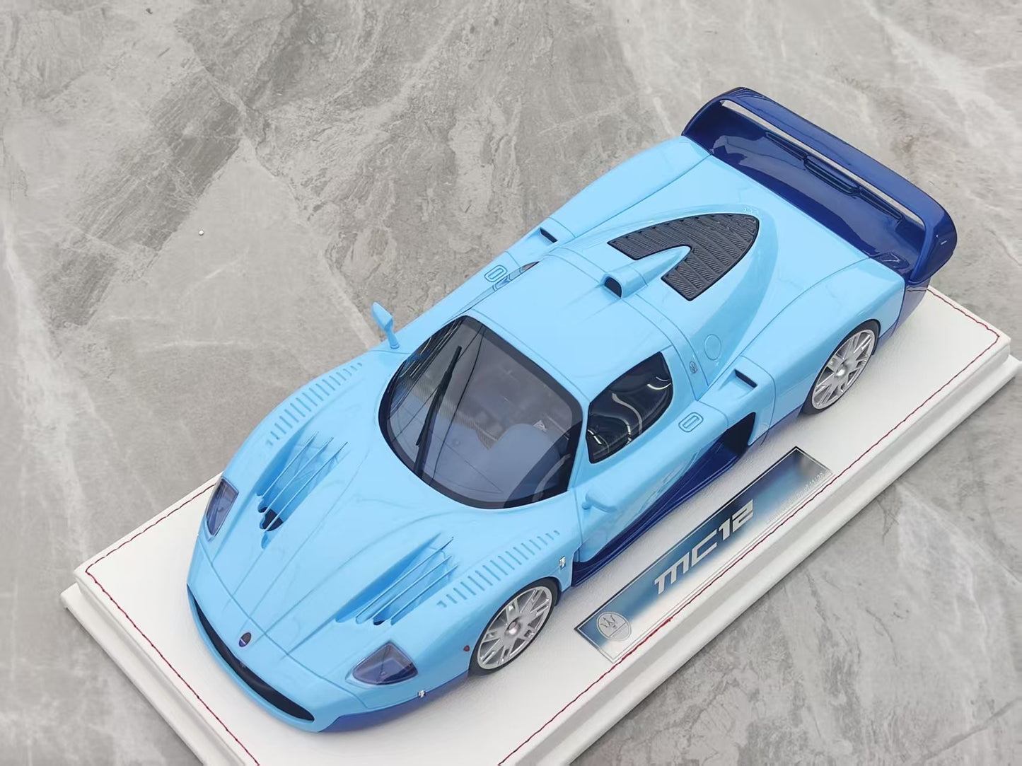 GL 1/18 Maserati MC12 Gulf Blue + Dark Blue Resin Model JS-GL024