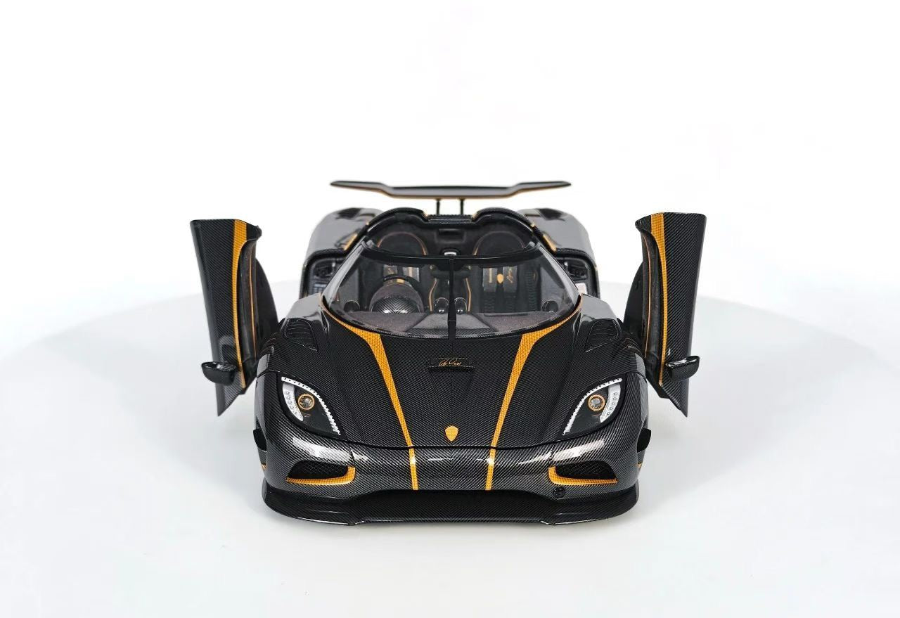 Frontiart 1/18 Fully Open Koenigsegg Agera S Hundra Carbuncle