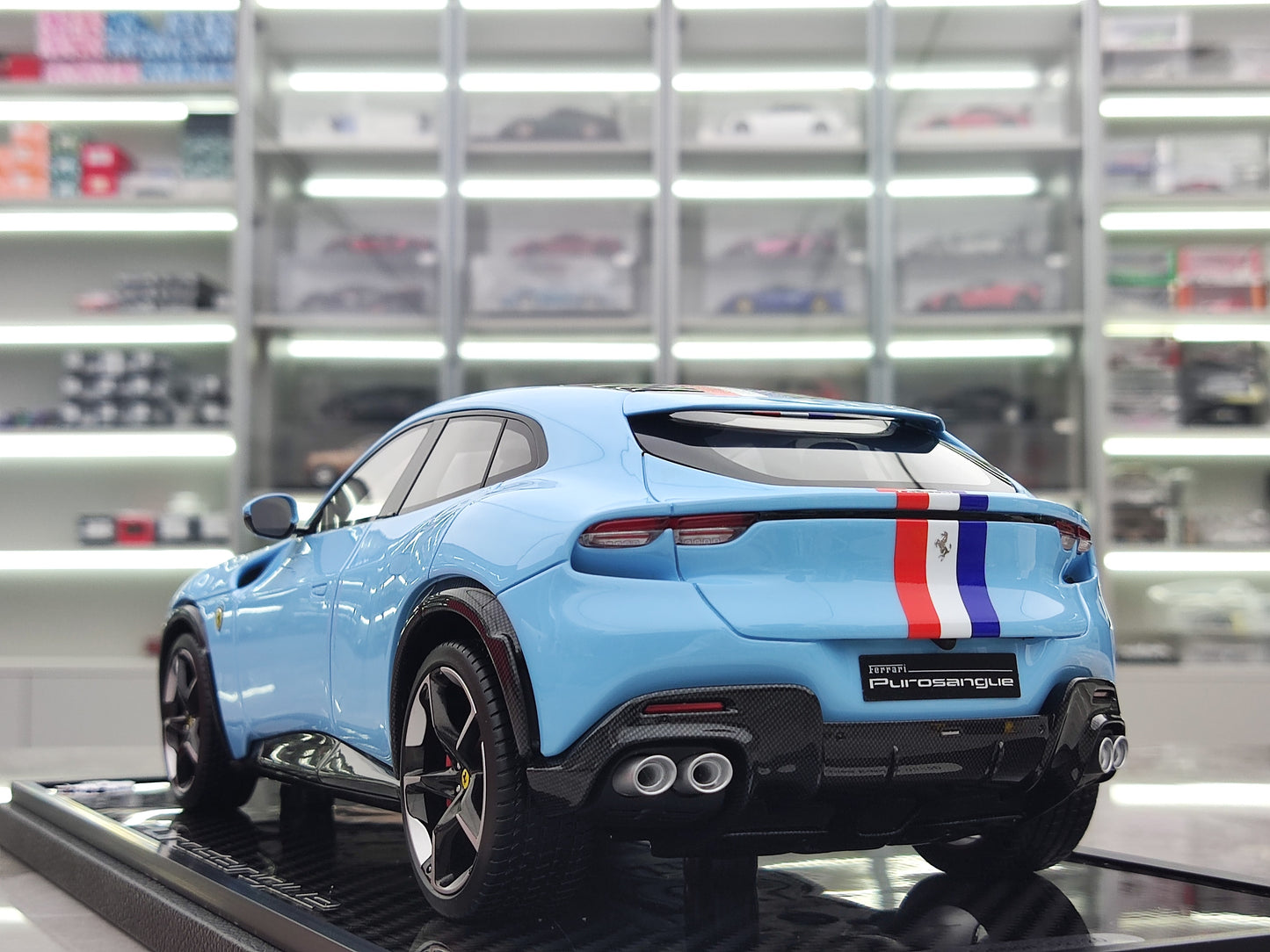 BBR 1/18 Ferrari Purosangue Plata Blue P18219AL