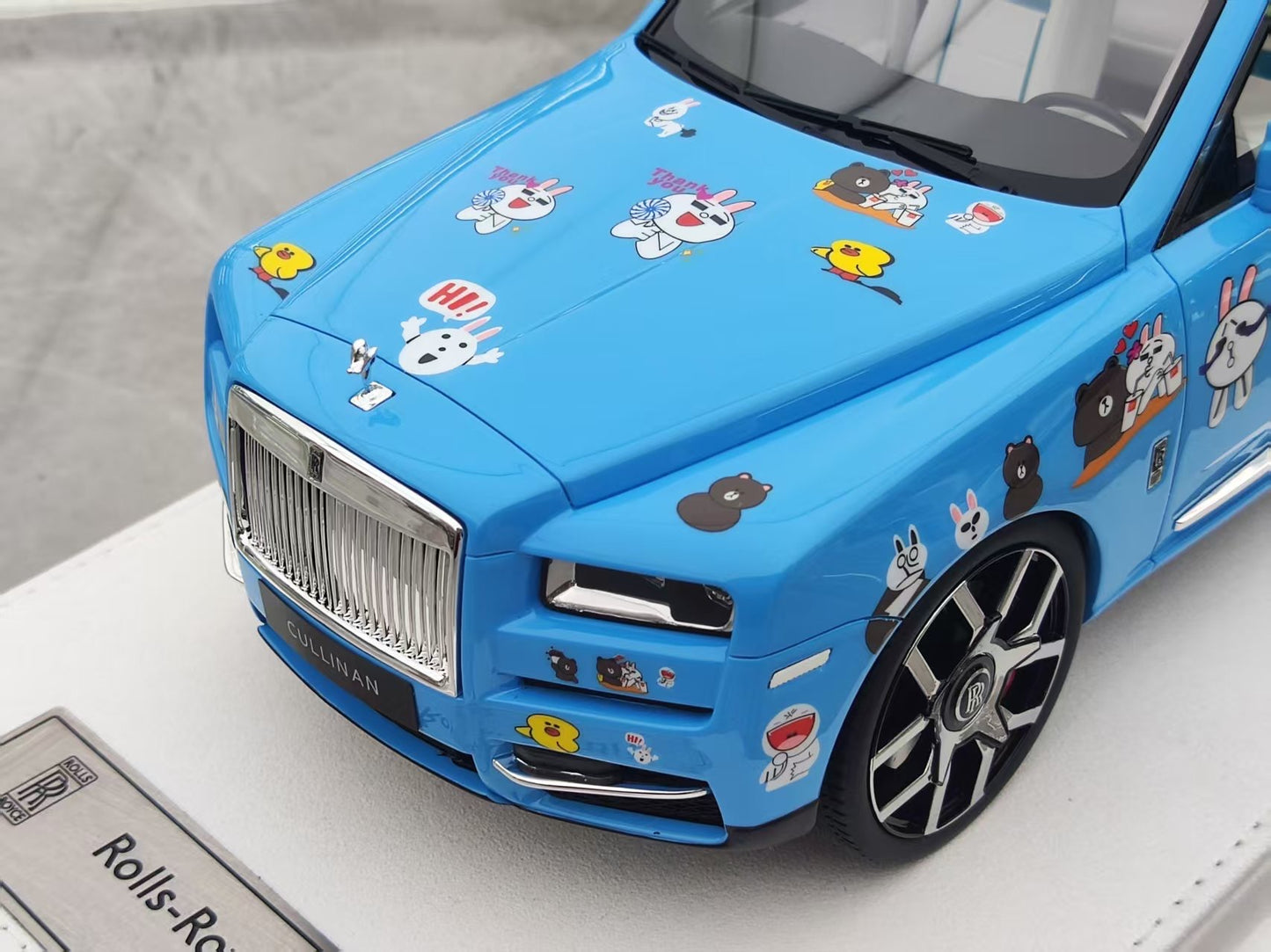 GL 1/18 Rolls-Royce Cullinan Brown Bear Resin Model JS-GL033