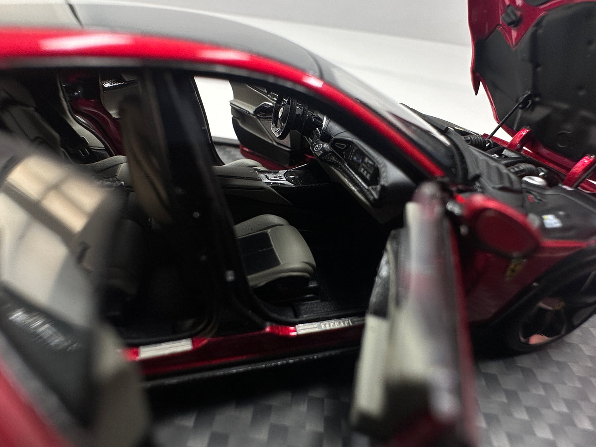 BBR 1/43 Ferrari Purosangue Die-cast Model (Fully Opening) – Black Roof, Rosso Magma Metallic – HE43001BST