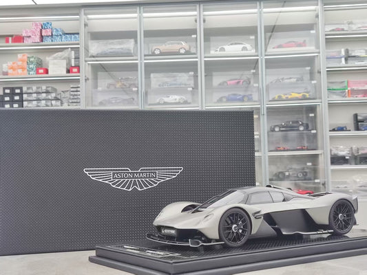 FRONTIART 1/18 Aston Martin Valkyrie Silver FA182
