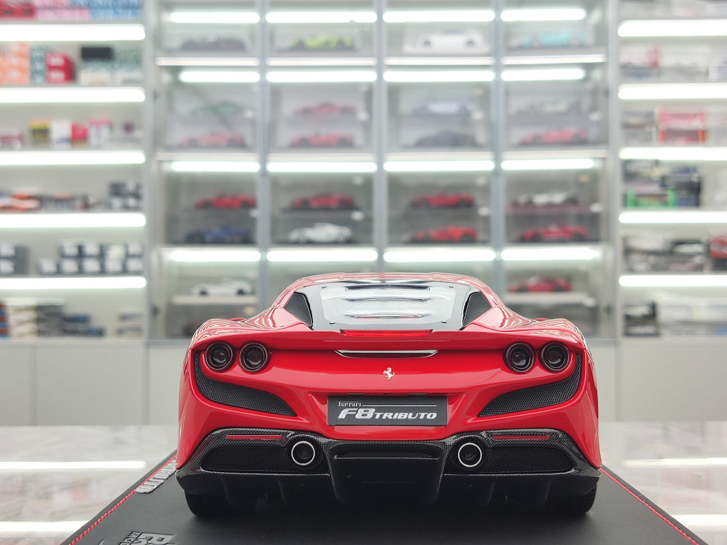 BBR 1/18 Ferrari F8 Standard Red Limited Edition Simulation Model Car P18171A1-25