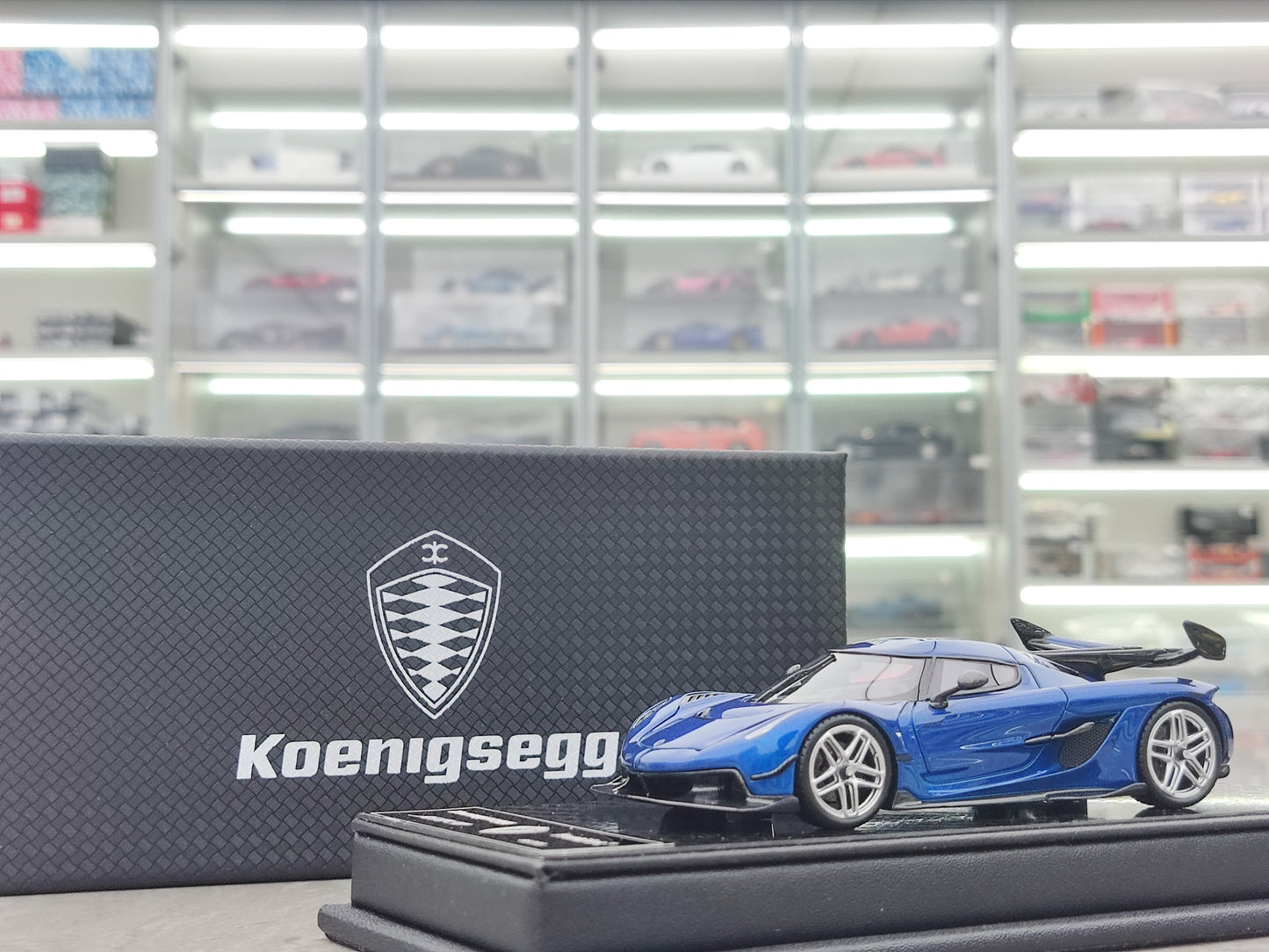 FRONTIART 1/43 Koenigsegg Jesko Gold Ball Blue FA132