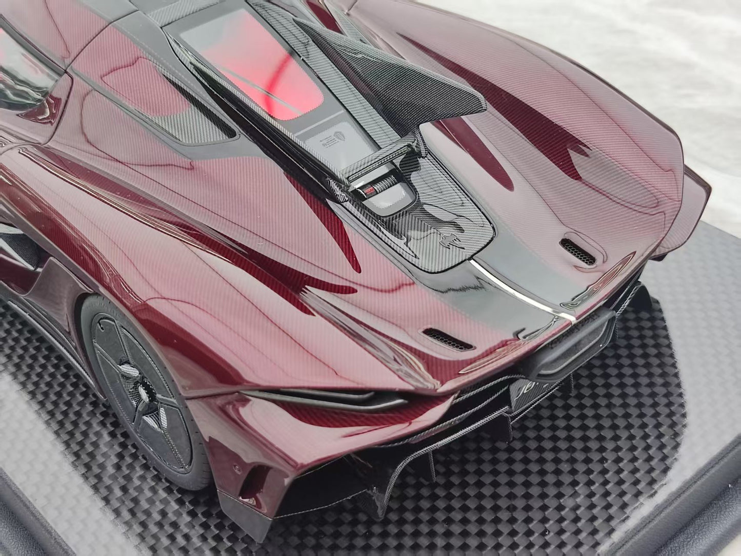 FRONTIART 1/18 Koenigsegg Jesko 7290 Absolut Red Carbon FA170