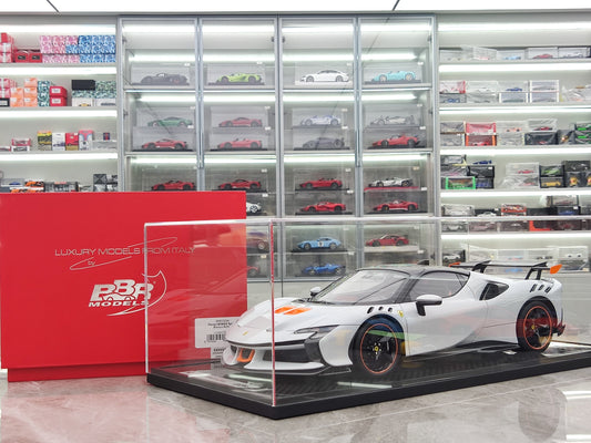 BBR 1/12 Ferrari SF90 XX Stradale Polar White Simulation Model Car Ornaments BBR1220A
