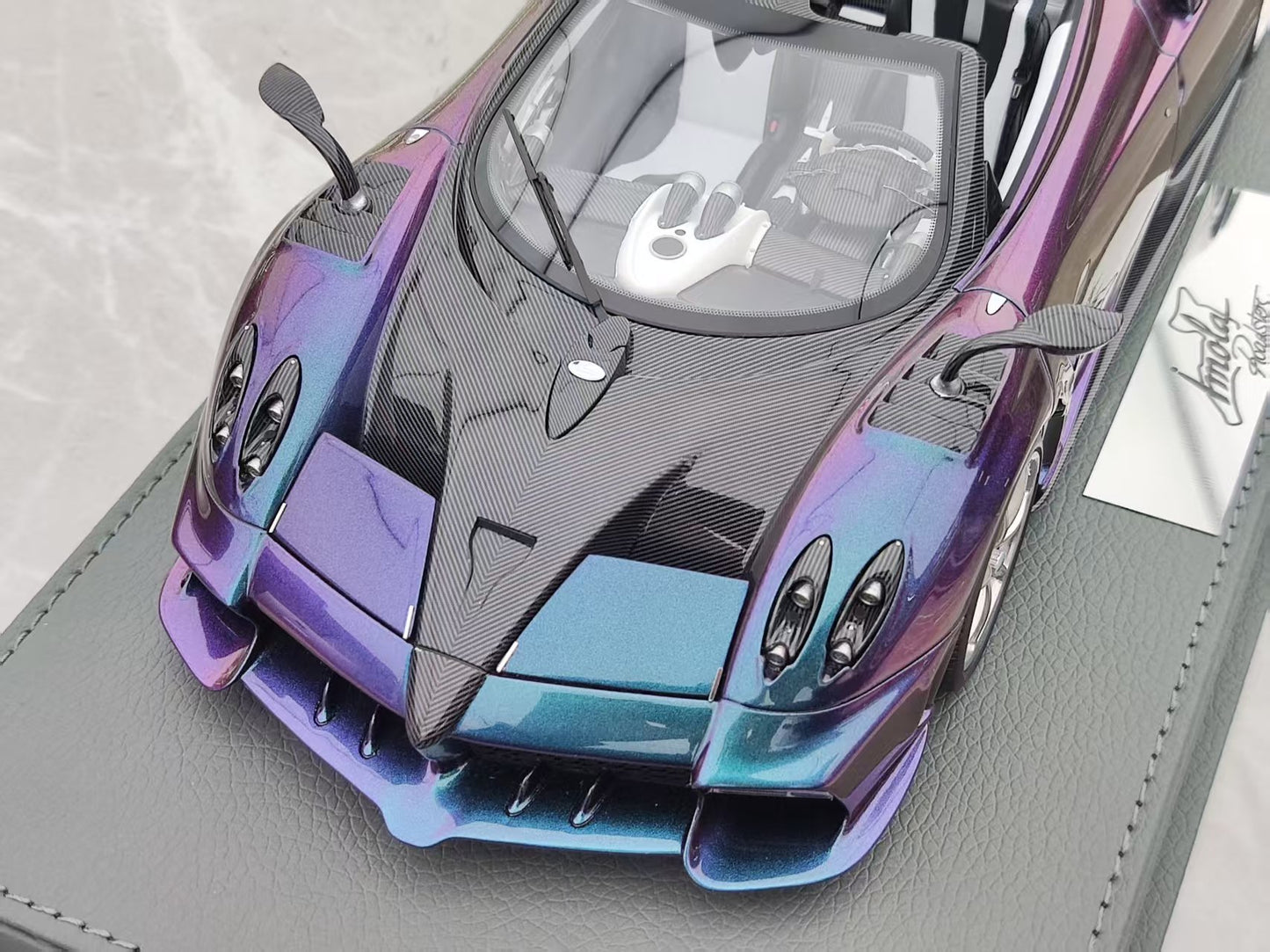BBR 1/18 Pagani IMOLA ROADSTER Color Changing Purple P18250C