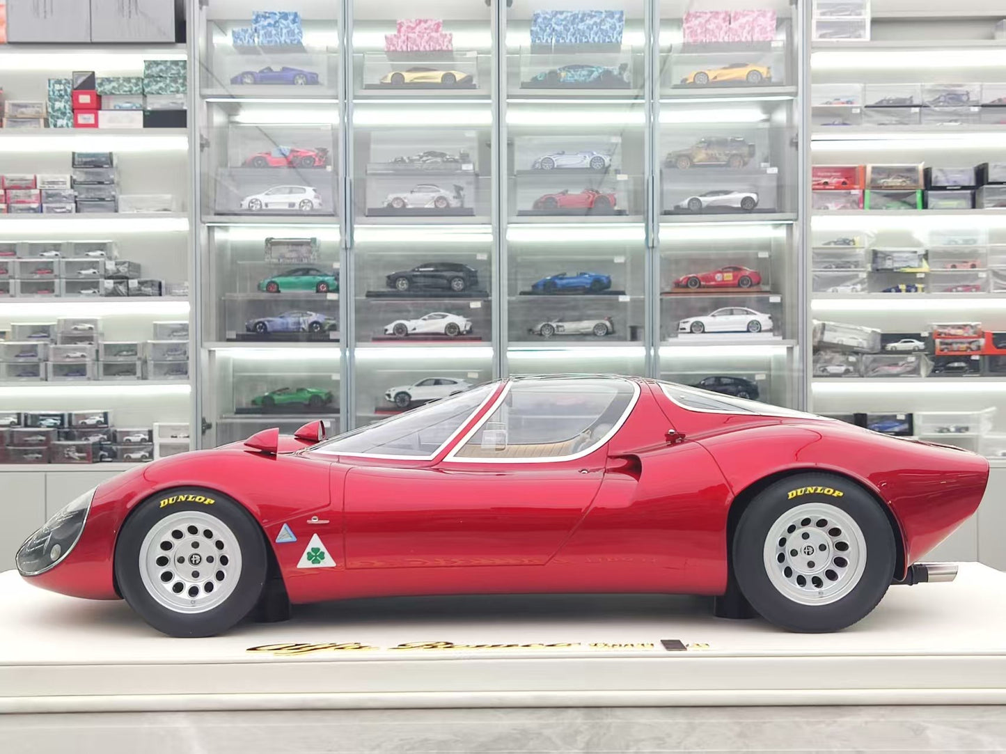 DMH 1/8 Alfa Romeo TIPO33 STRADALE Early Model Metallic Red Model Car DMH075