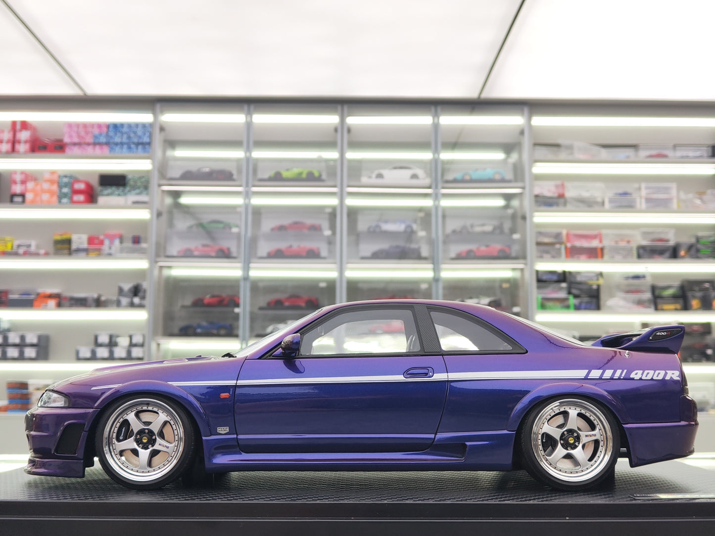 IG 1/18 Nissan NISMO400R (BCNR33) Purple Resin Model Car Ornament IG3657