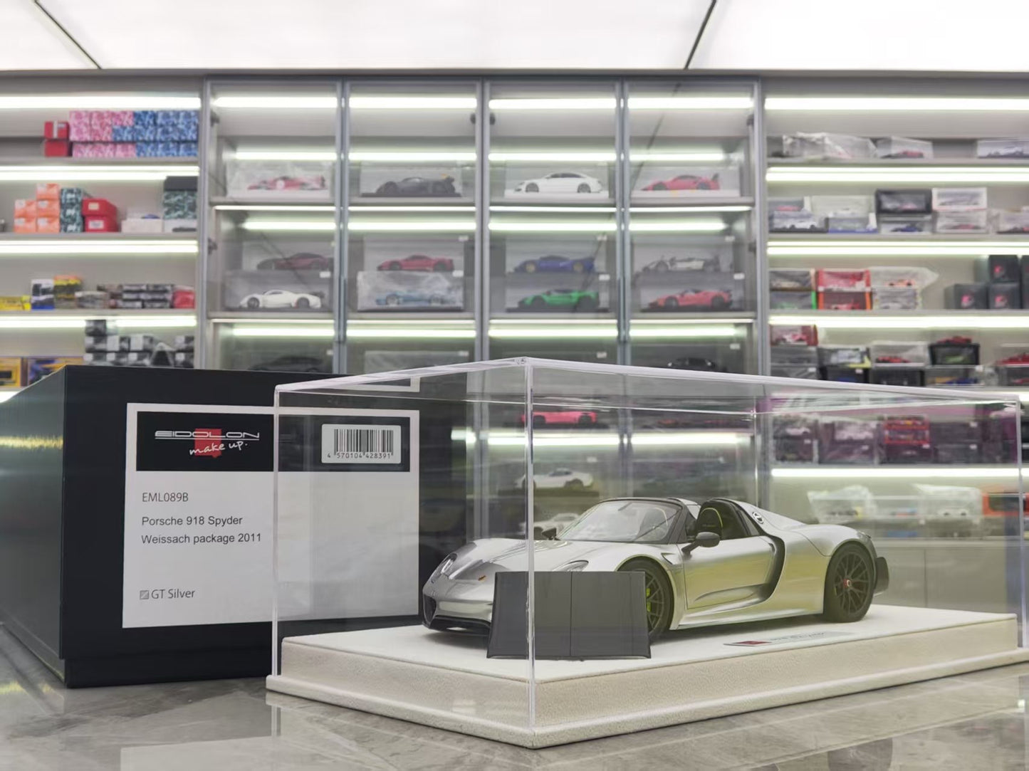 MAKEUP 1/18 Porsche 918 Spyder Silver Resin Model EML089B