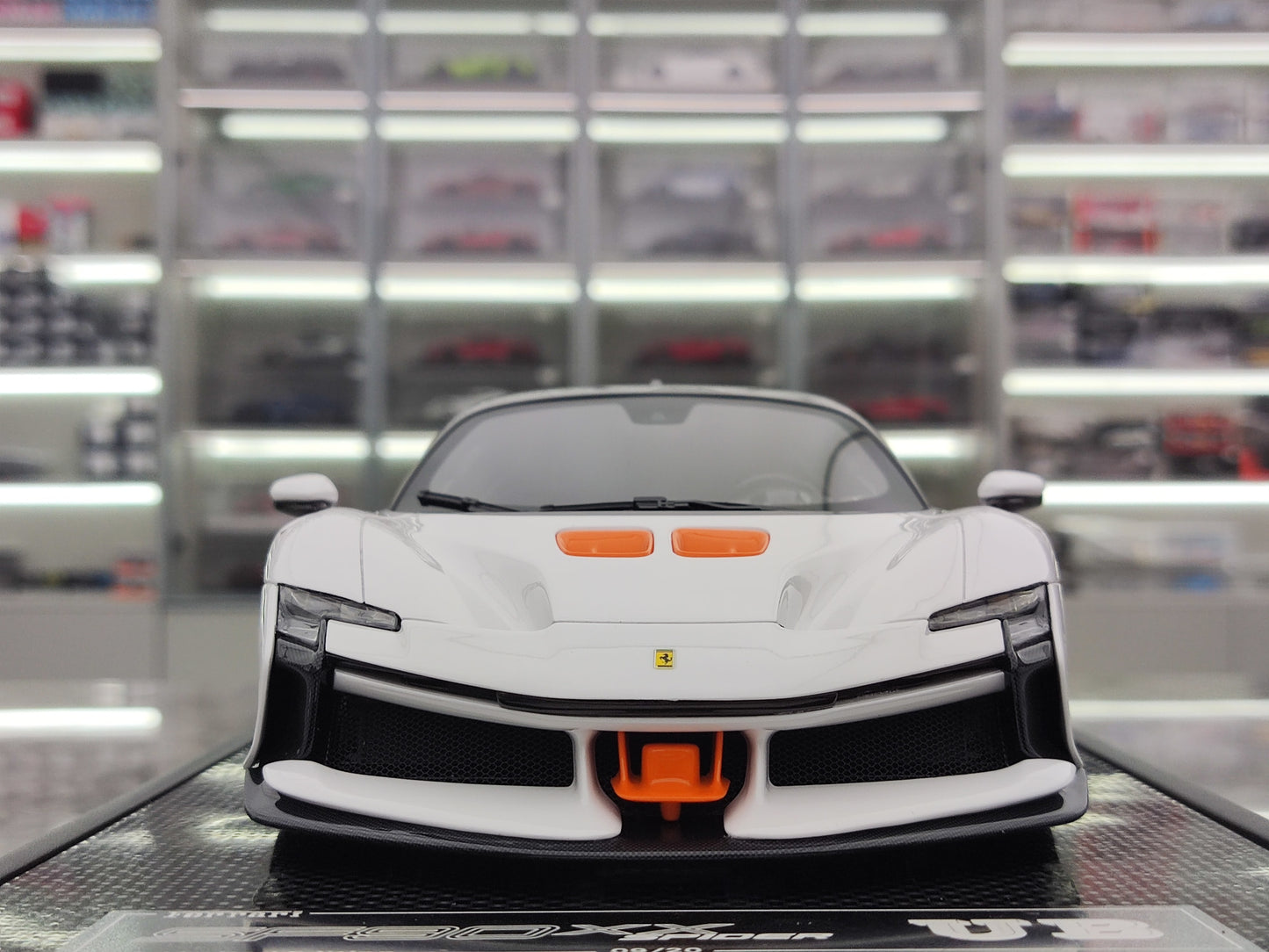 UB 1/18 Ferrari SF90XX White Resin Car Model JS-UB002
