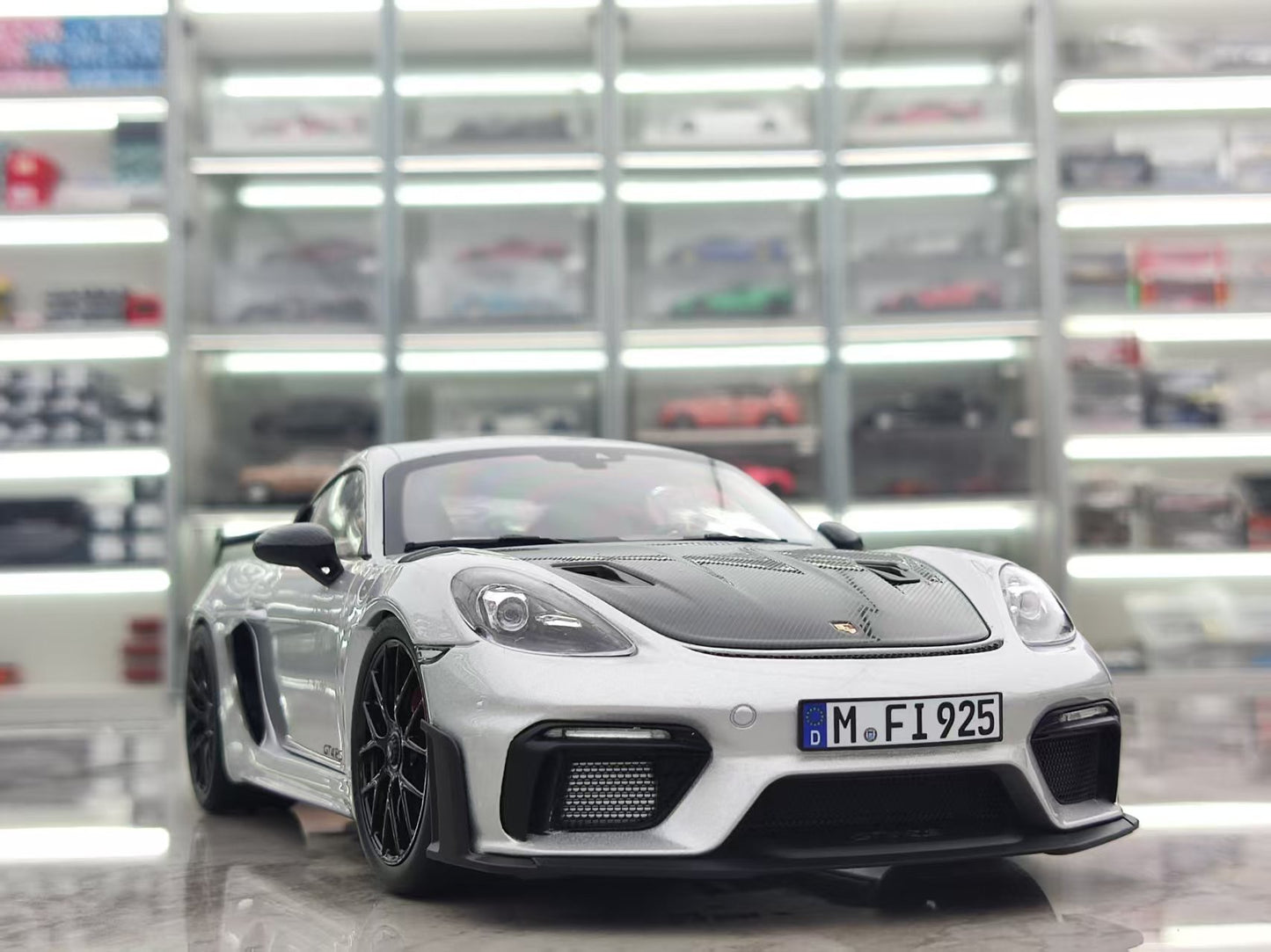 NOREV 1/18 Porsche Cayman GT4 RS Silver Carbon Cover Alloy Car Model 187256