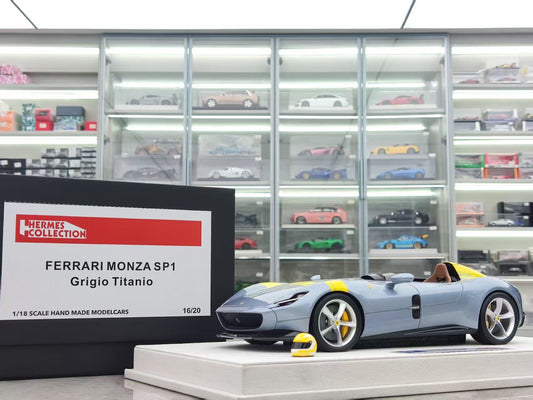 HERMES COLLECTION 1/18 Ferrari Monza SP1 Silver with Yellow Stripes HC007