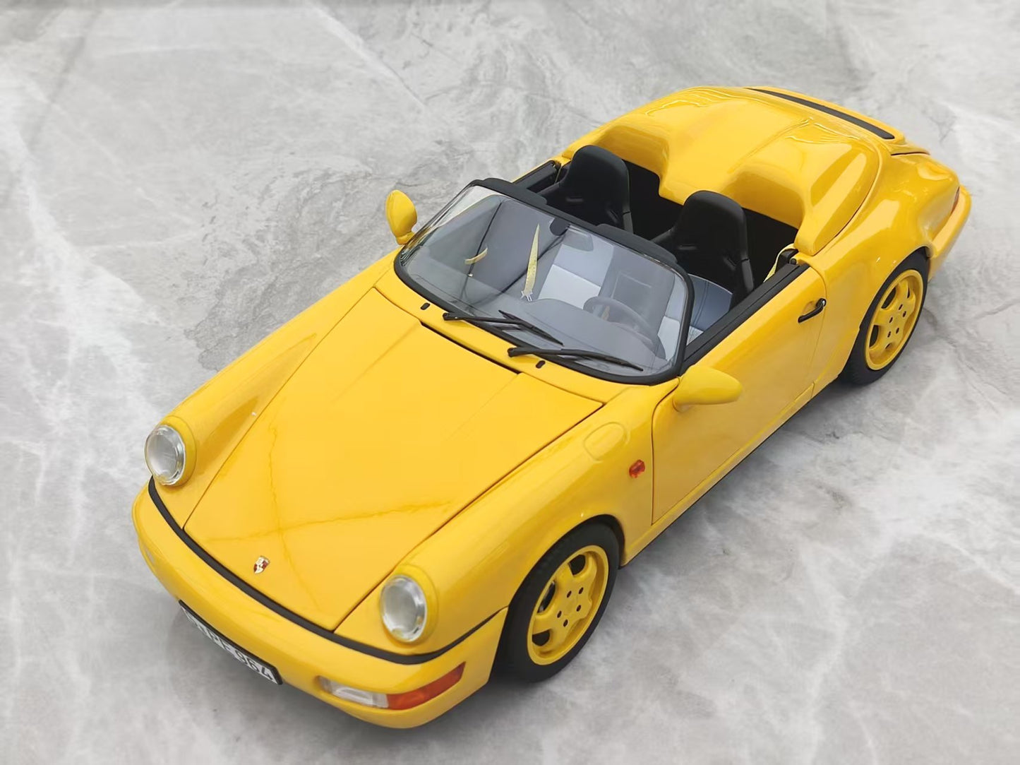 NOREV 1/18 Porsche 911 Speedster Yellow Alloy Model 187130