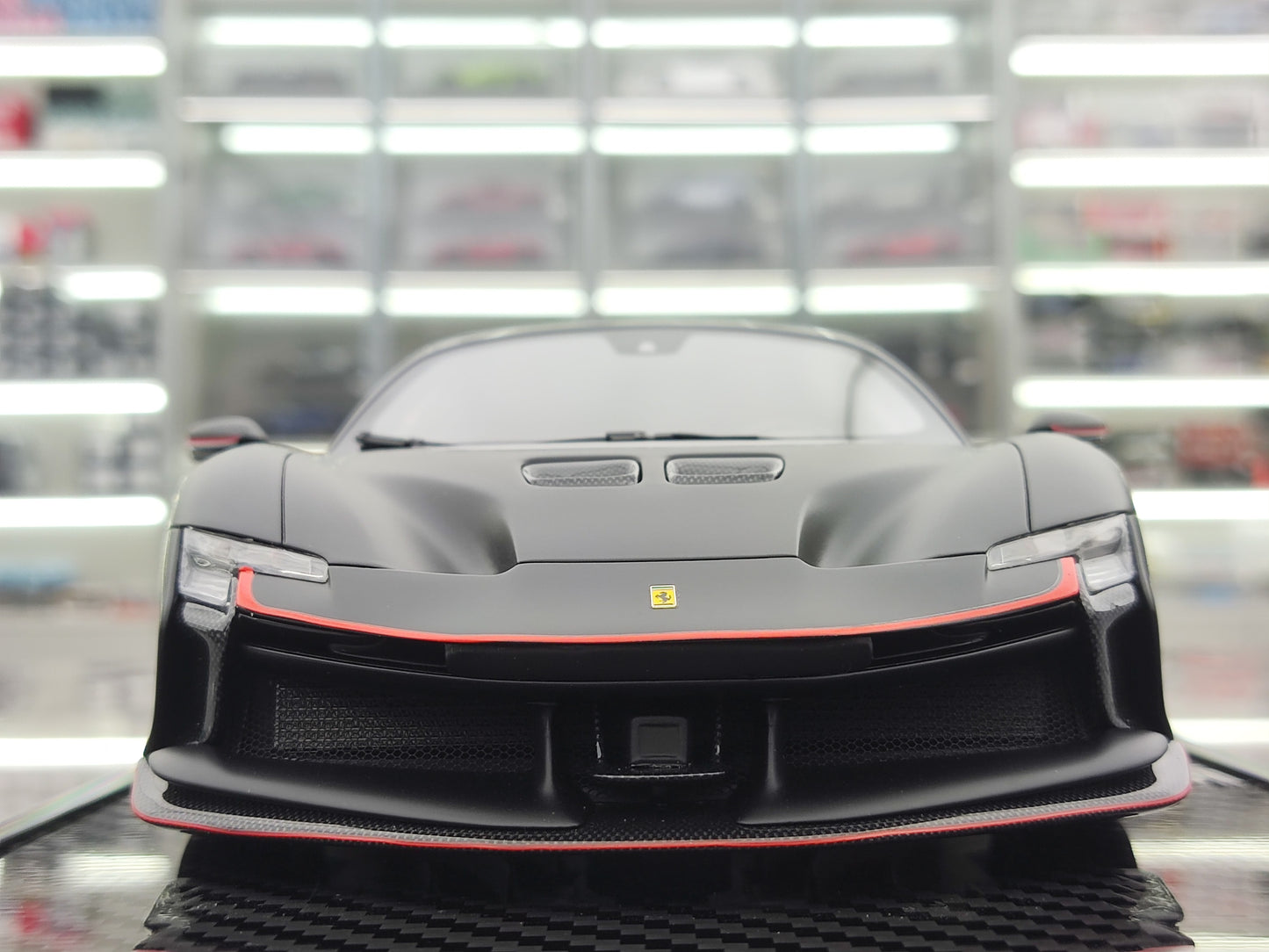 BBR 1/18 Ferrari SF90 XX Stradale Leclerc 16#, Carbon Base, Matte Black, Simulation Car Model P18237CLCH