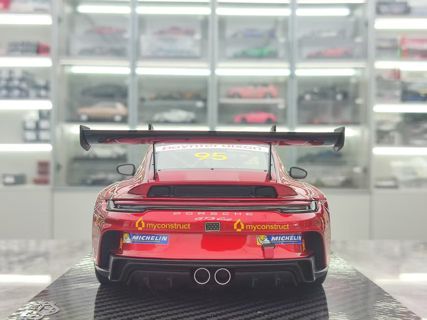 VIP 1/18 Porsche 911 GT3 CUP Lightning McQueen No. 95 VIP176