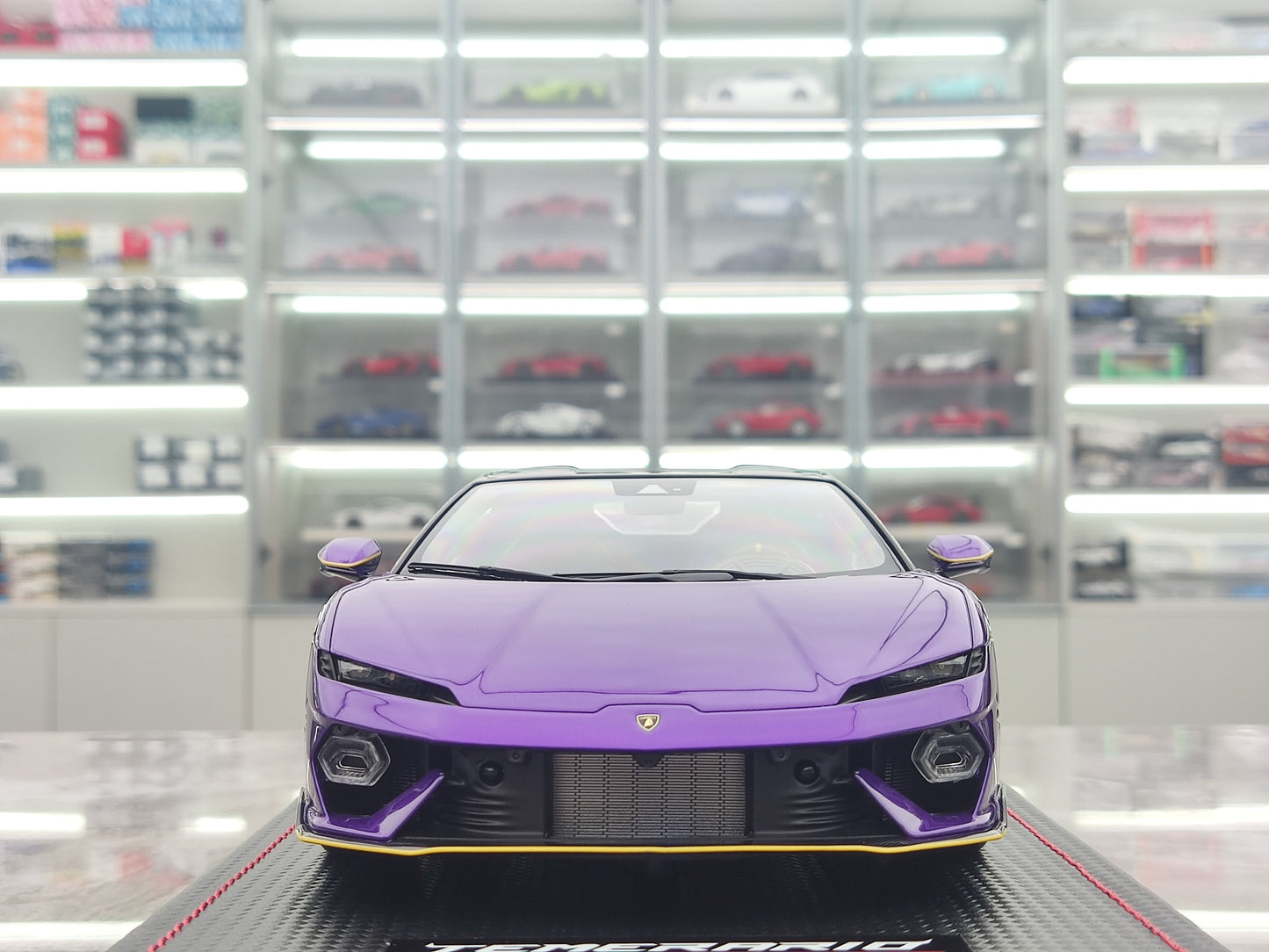 MR 1/18 Lamborghini New Huracan Temerario AP Package Edition Parrot Purple LAMBO062F
