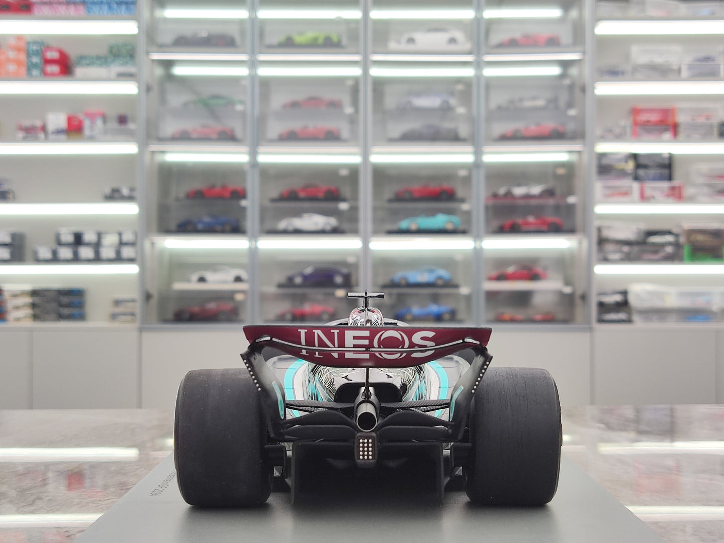 SPARK 1/18 Mercedes AMG F1 Team W15 2024 race to be determined No. 63 Russell Green paint Simulation F1 car model 18S977