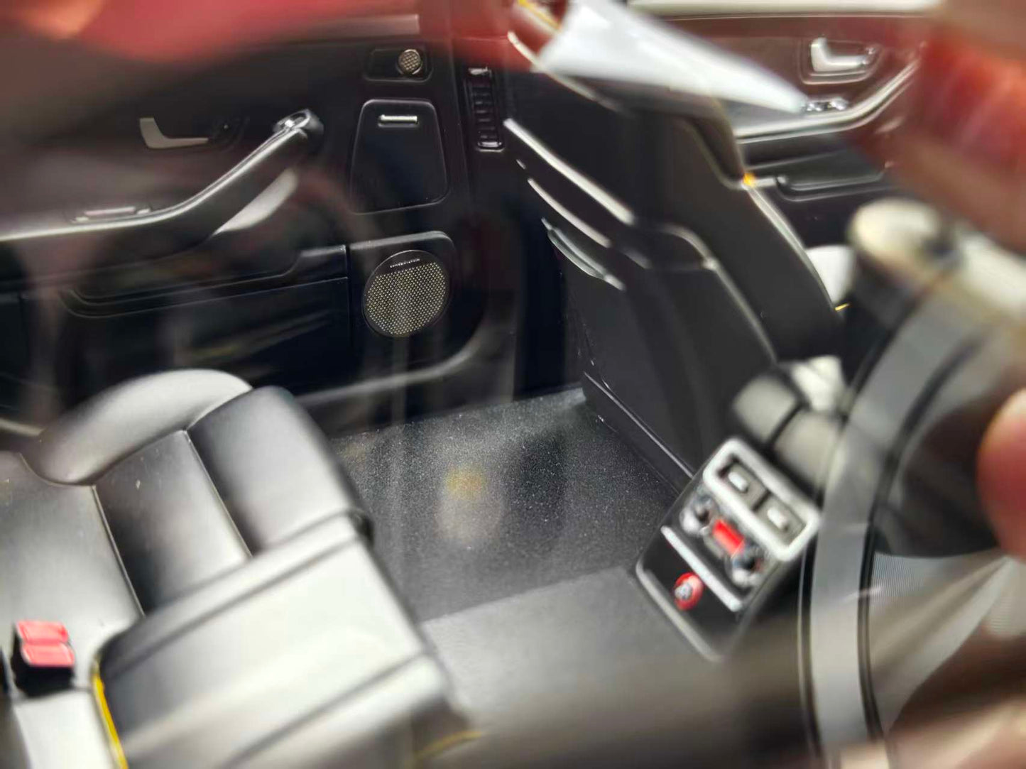 MOTORHELIX 1/18 Audi A8 W12 Glossy Black MH334