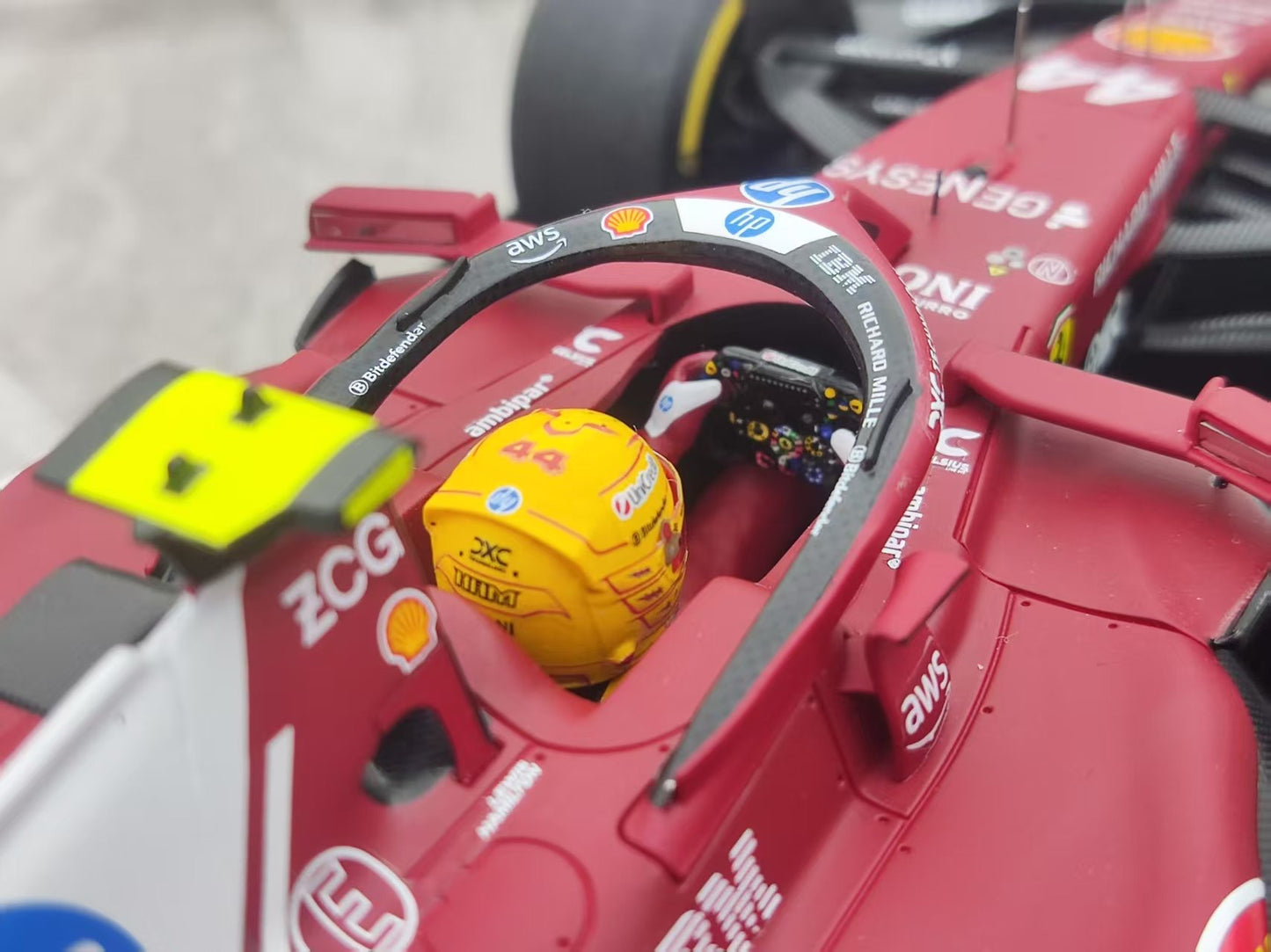 Looksmart 1/18 Ferrari SF-25 2025 Chinese Grand Prix Sprint Race Winner Lewis Hamilton, Red Livery LS18F1074