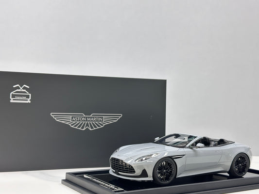 MOTORHELIX 1/18 Aston Martin DB12 Volante (Convertible) - Porcelain Grey - MH396