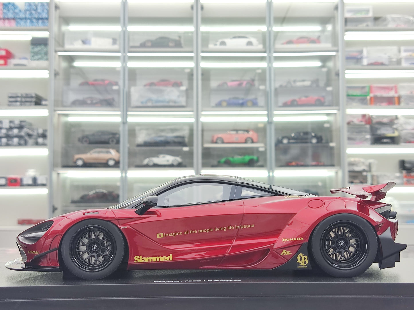 Topspeed 1/18 McLaren 720S LB Works Gem Red TS0599
