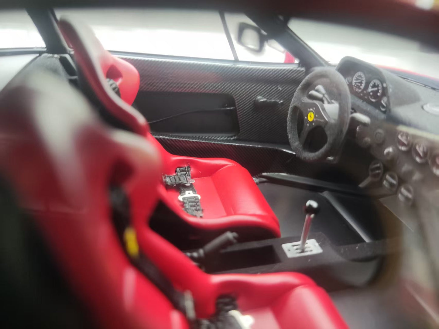 GL 1/18 Ferrari F40 Red Carbon Fiber Model Car JS-GL015