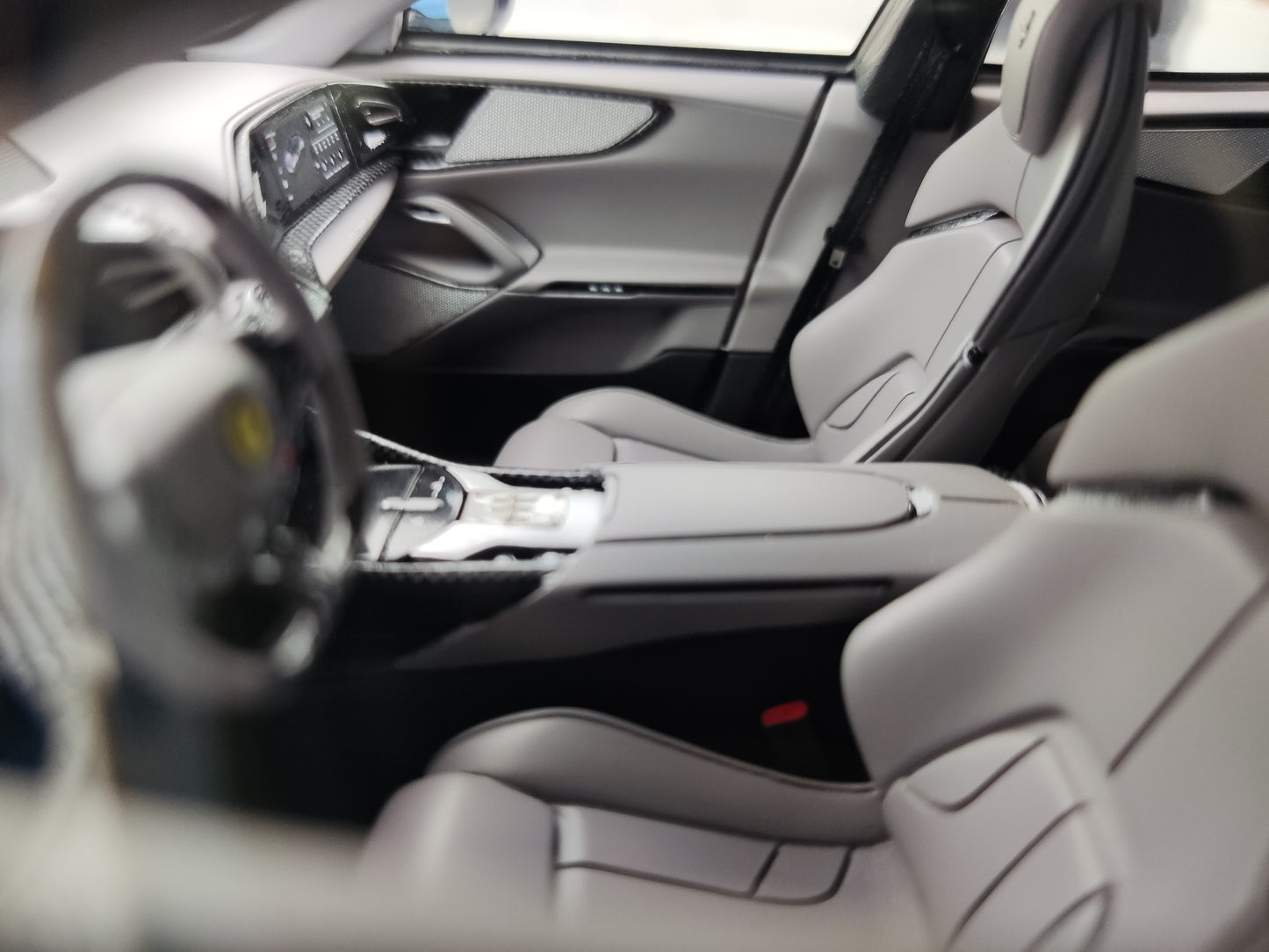 BBR 1/18 Ferrari Purosangue Plata Blue P18219AL