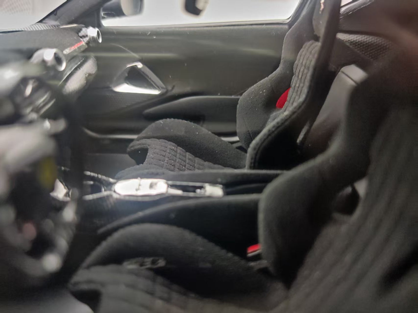 TE 1/18 Ferrari 812 Competizione Matte Black JS-TE005