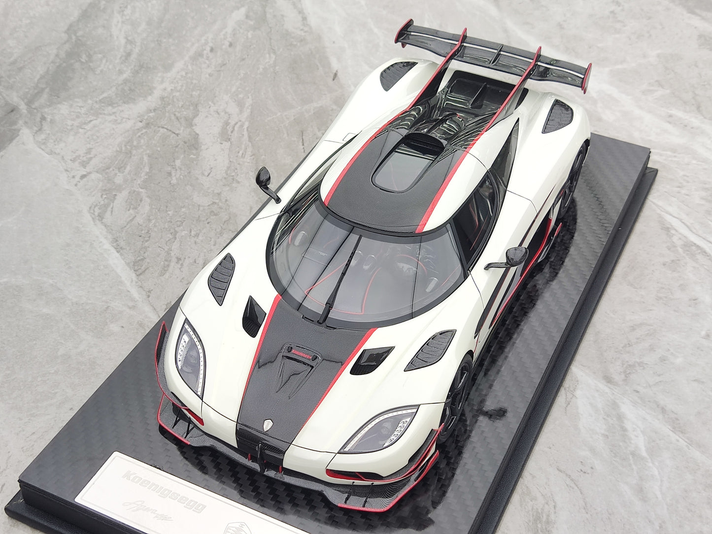 FRONTIART 1/18 Koenigsegg Agera RSR Pearl White FA102