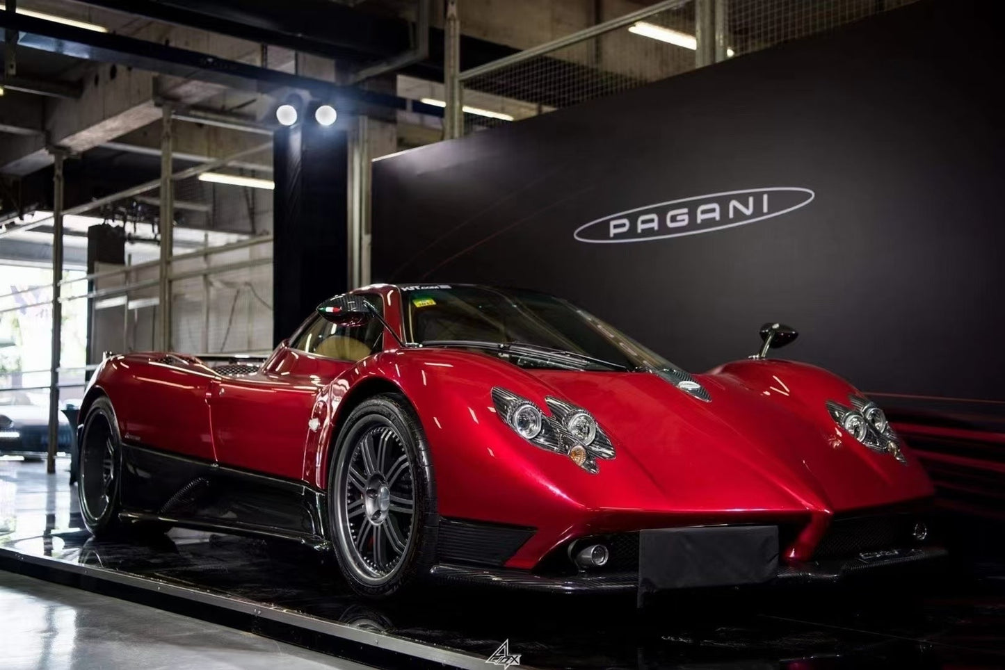 HH Model 1/18 Pagani Zonda F Hardtop Limited Edition Simulation Model Car
