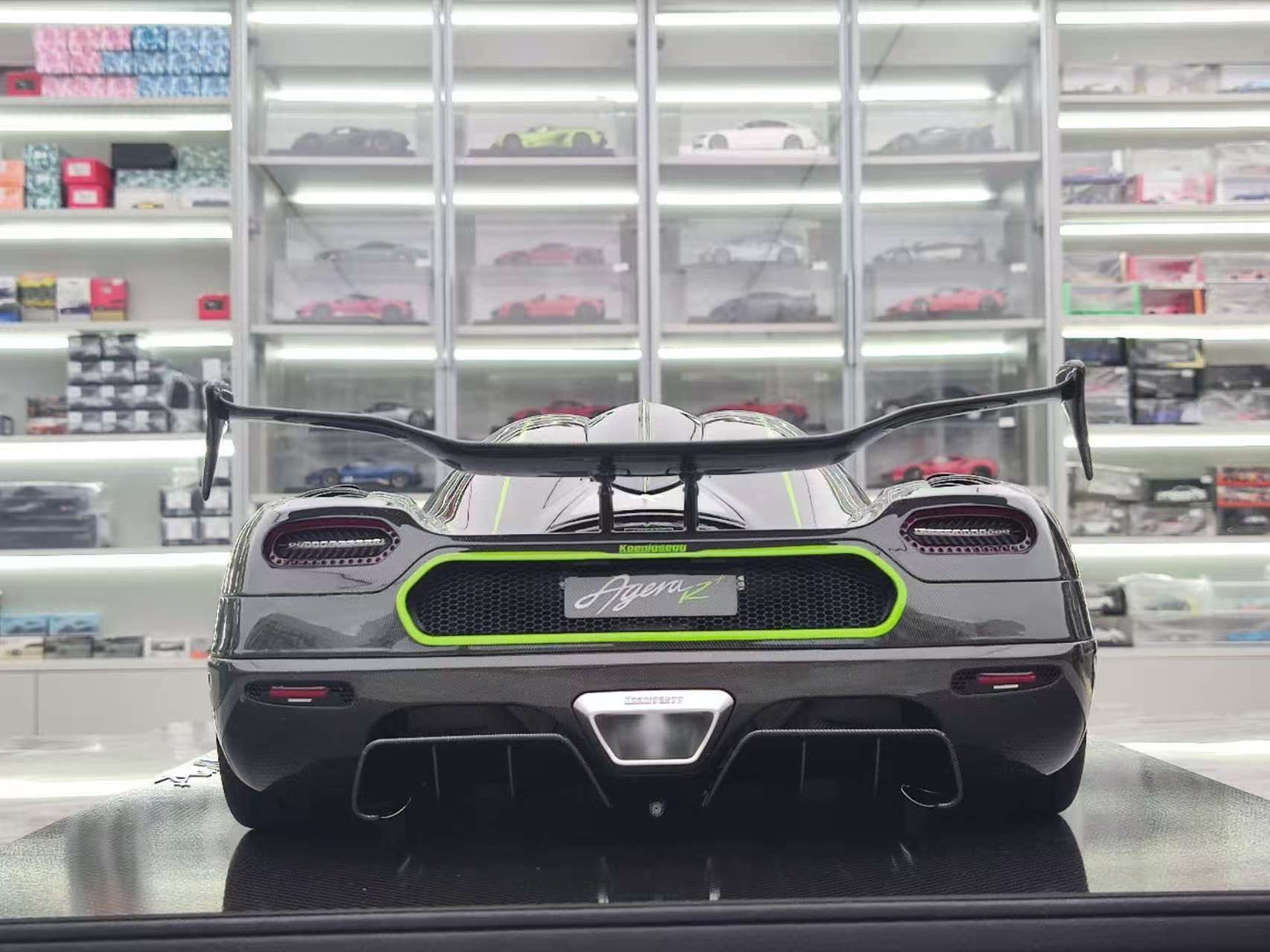 FRONTIART 1/8 Koenigsegg Agera R+ 7082 Full Carbon Resin Model FA163