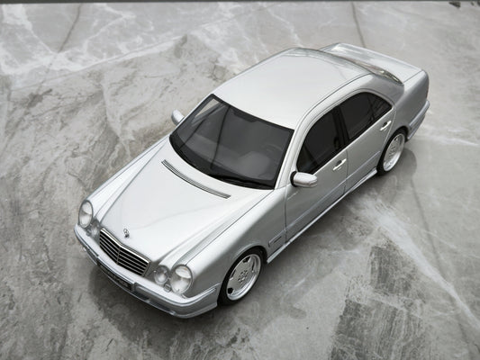 OTTO 1/18 Mercedes-Benz E55 AMG Resin Model OT459
