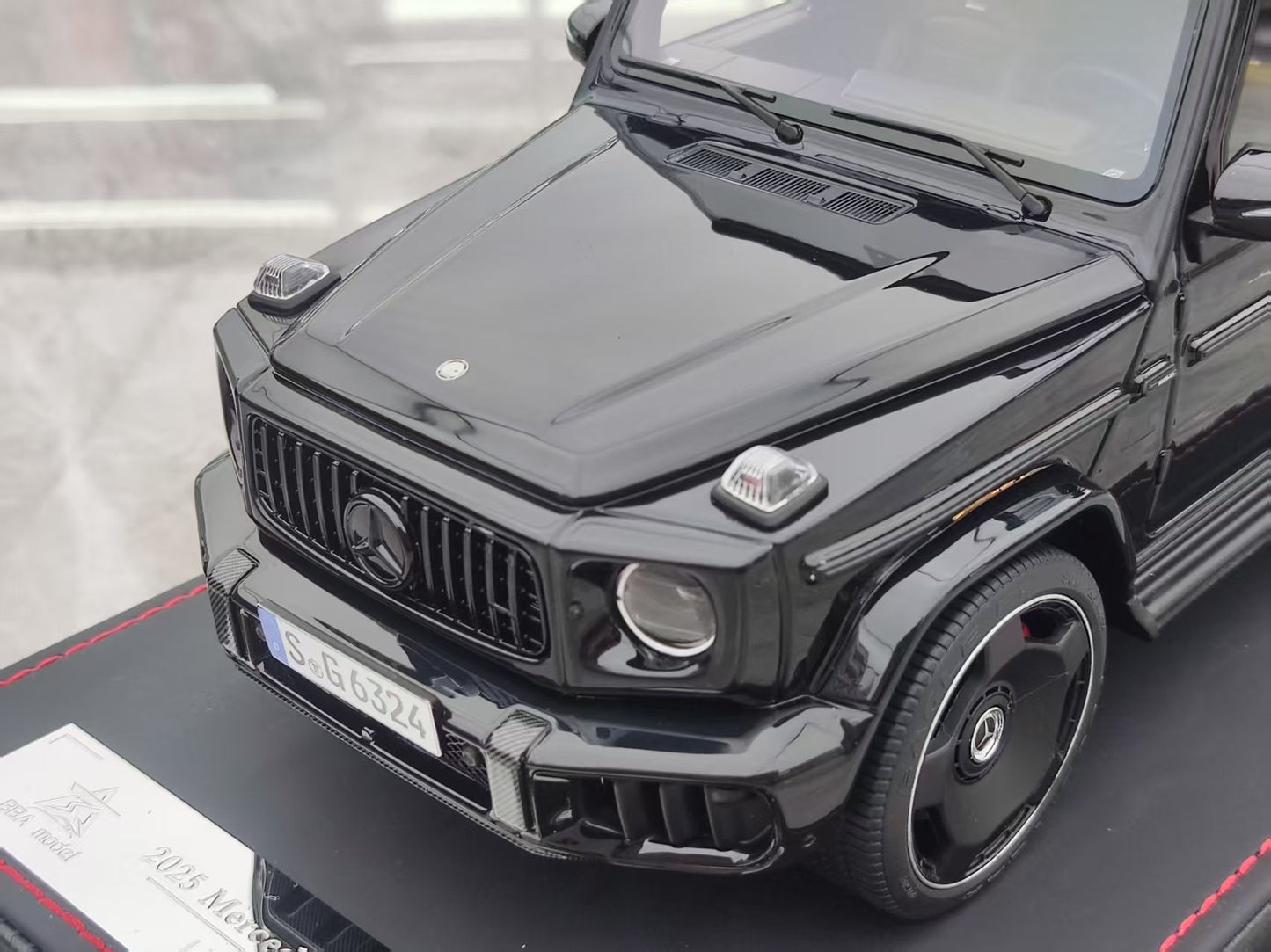 BBA MODEL 1/18 Mercedes-Benz G63 AMG Black Large Wheel Model Car BBA026