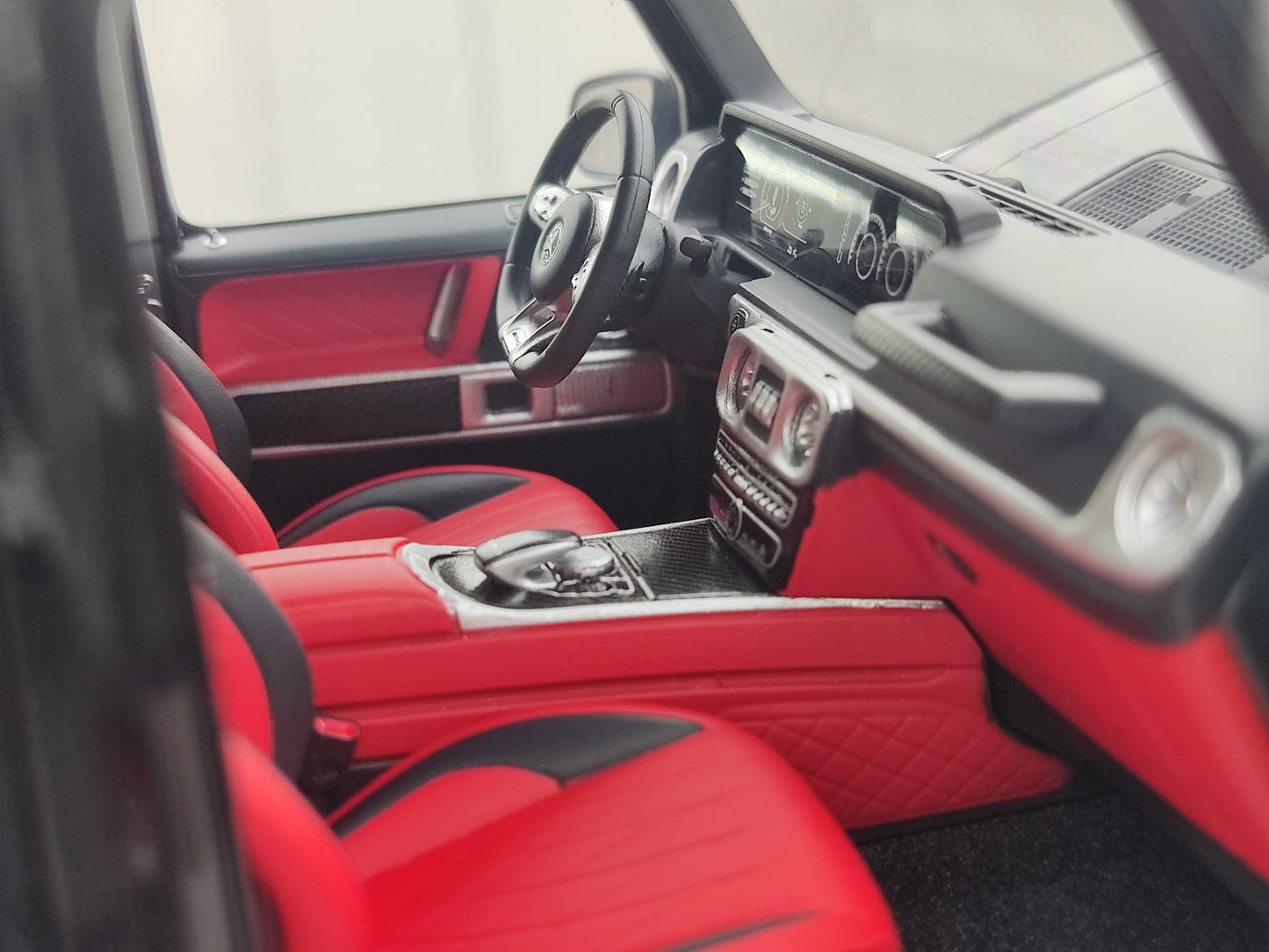 AUTO Art 1/18 Mercedes AMG G63 2019 Nigra Modelaŭto 76354