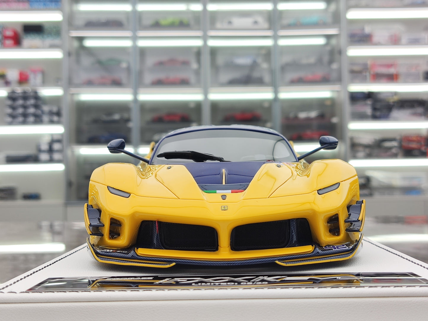 PR 1/18 Ferrari FXXK EVO Yellow Limited Edition Car Model PR-003