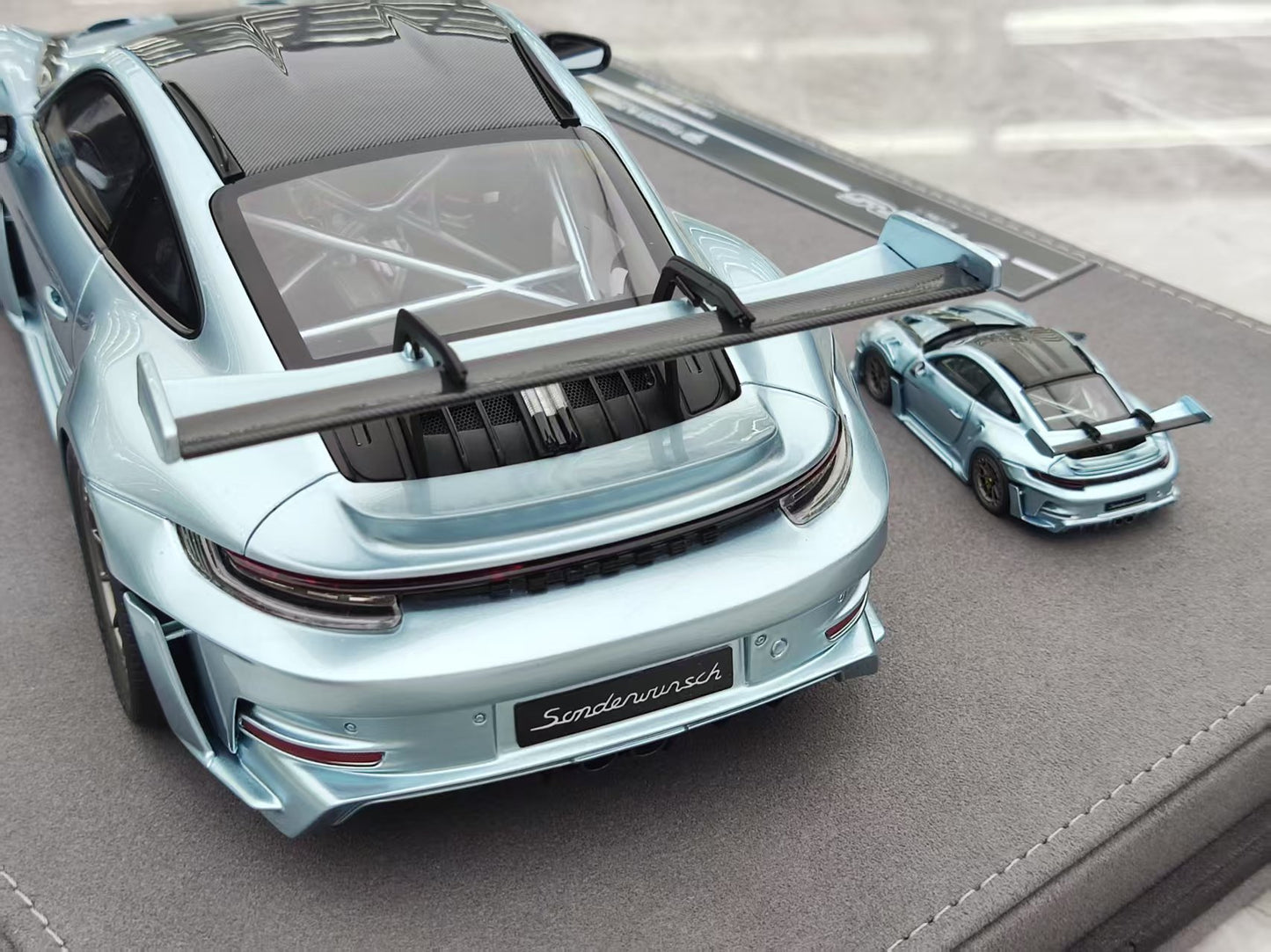 TIMOTHY&PIERRE 1/18 Porsche 911 GT3 RS Sonderwunsch Ice Blue TP185