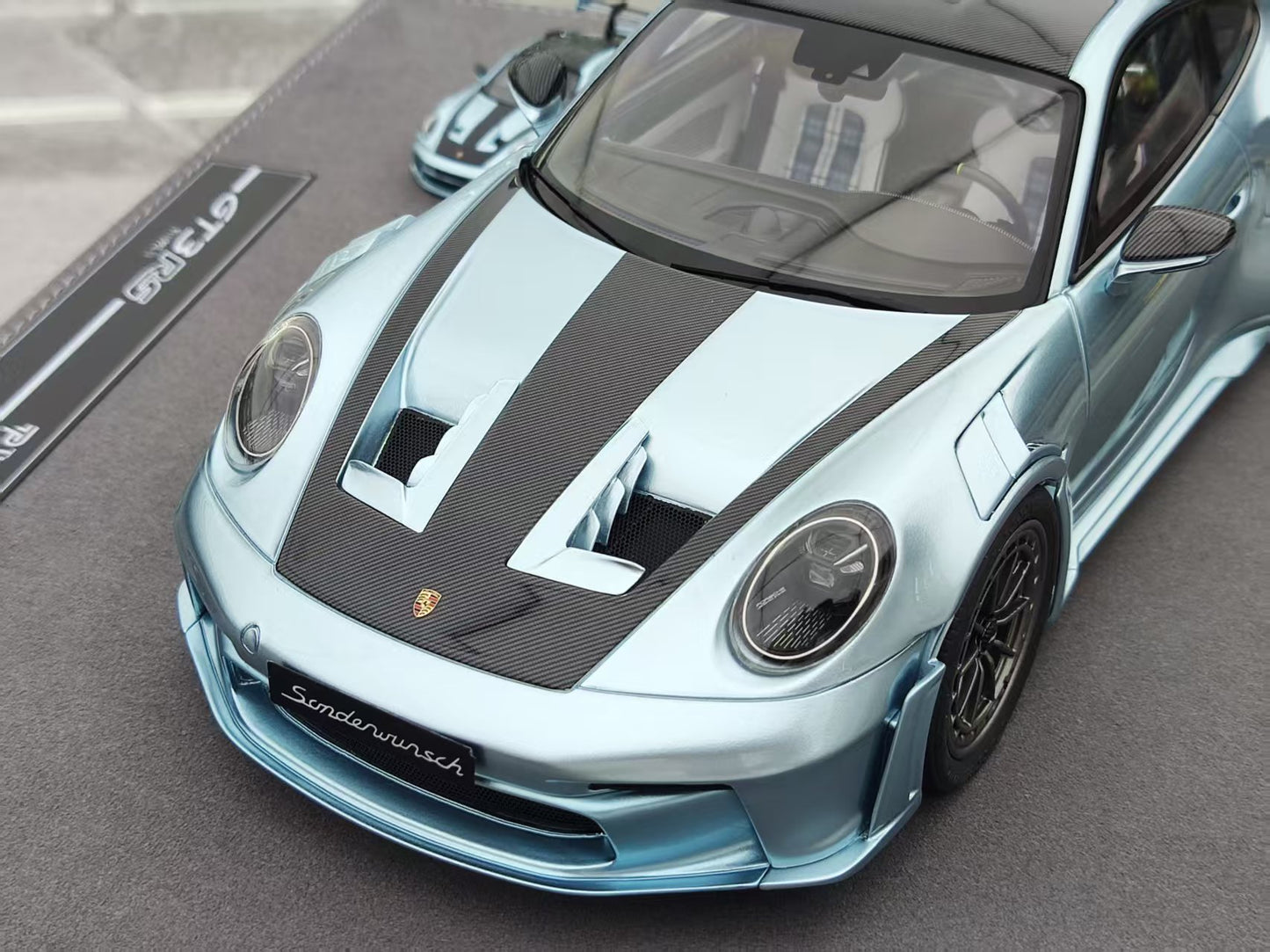 TIMOTHY&PIERRE 1/18 Porsche 911 GT3 RS Sonderwunsch Ice Blue TP185
