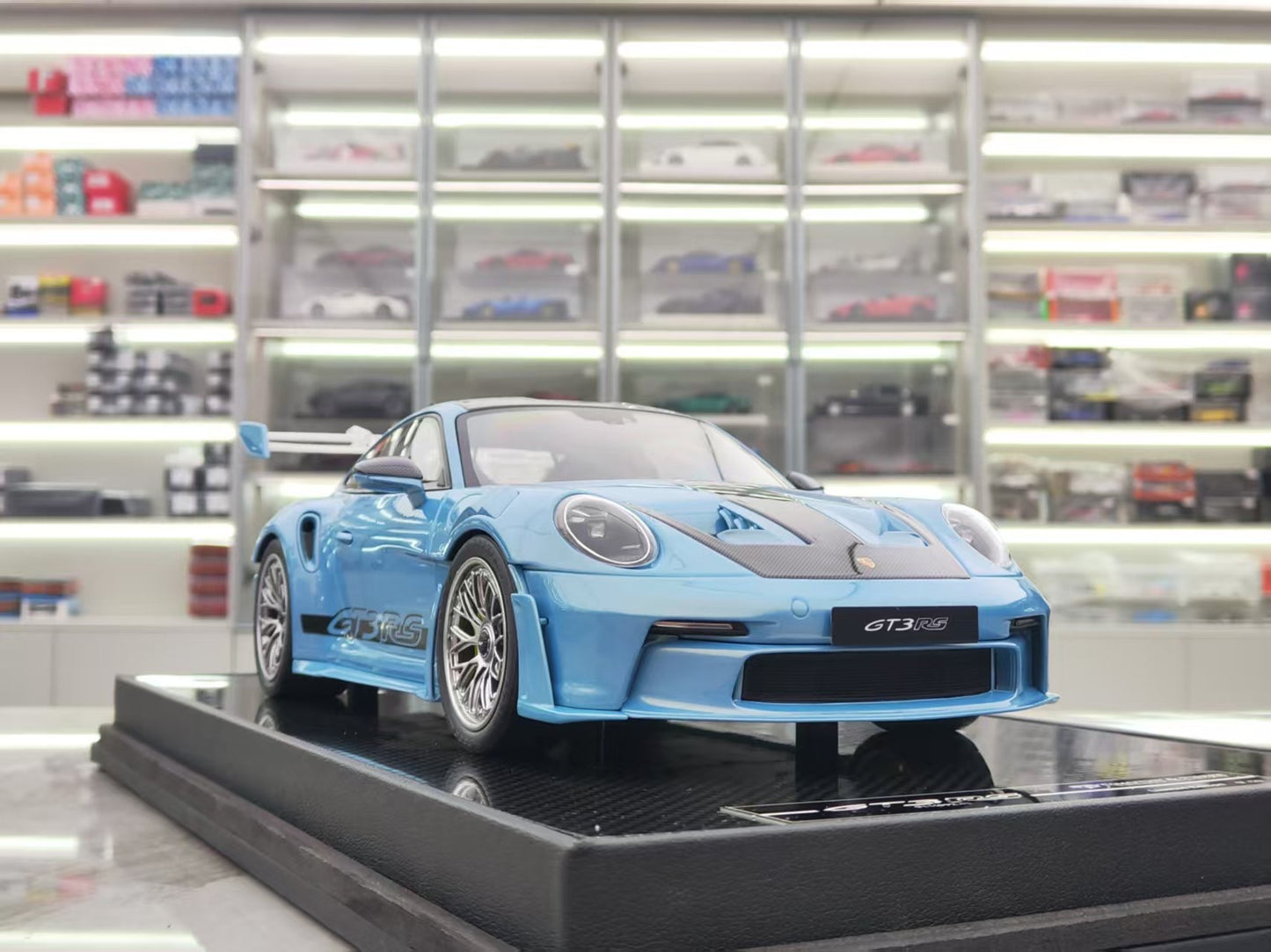 TIMOTHY&PIERRE 1/18 Porsche 992 GT3RS Blue Limited Edition Car Model TP181