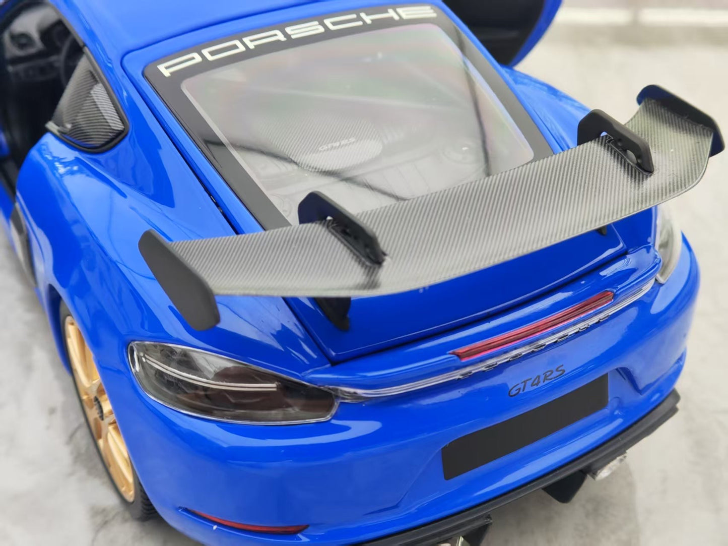 MINICHAMPS 1/18 Porsche 718 GT4RS blue alloy car model 110062121