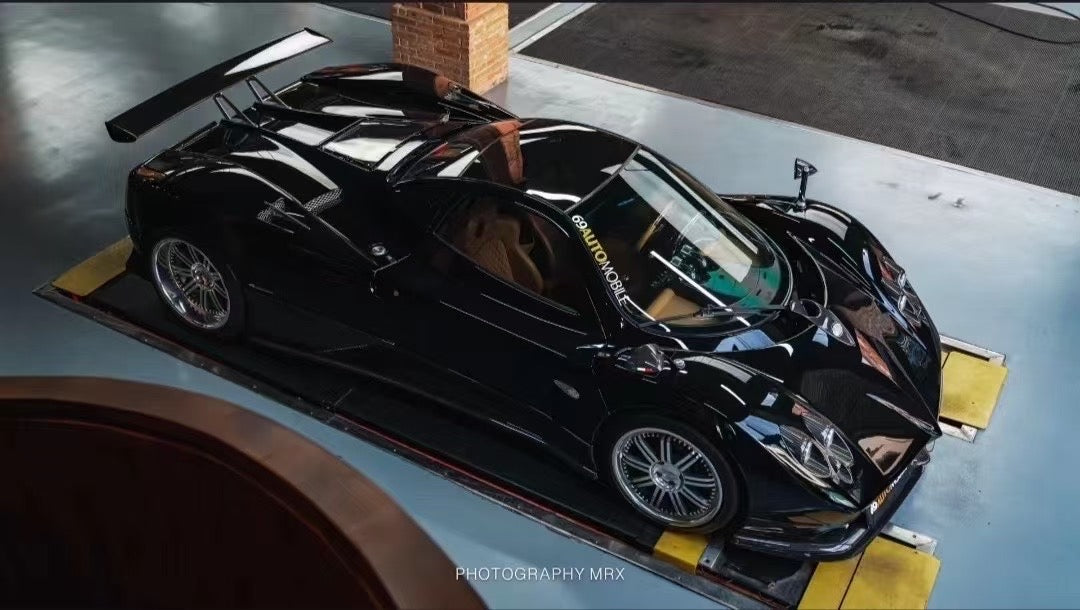 HH Model 1/18 Pagani Zonda F Hardtop Limited Edition Simulation Model Car