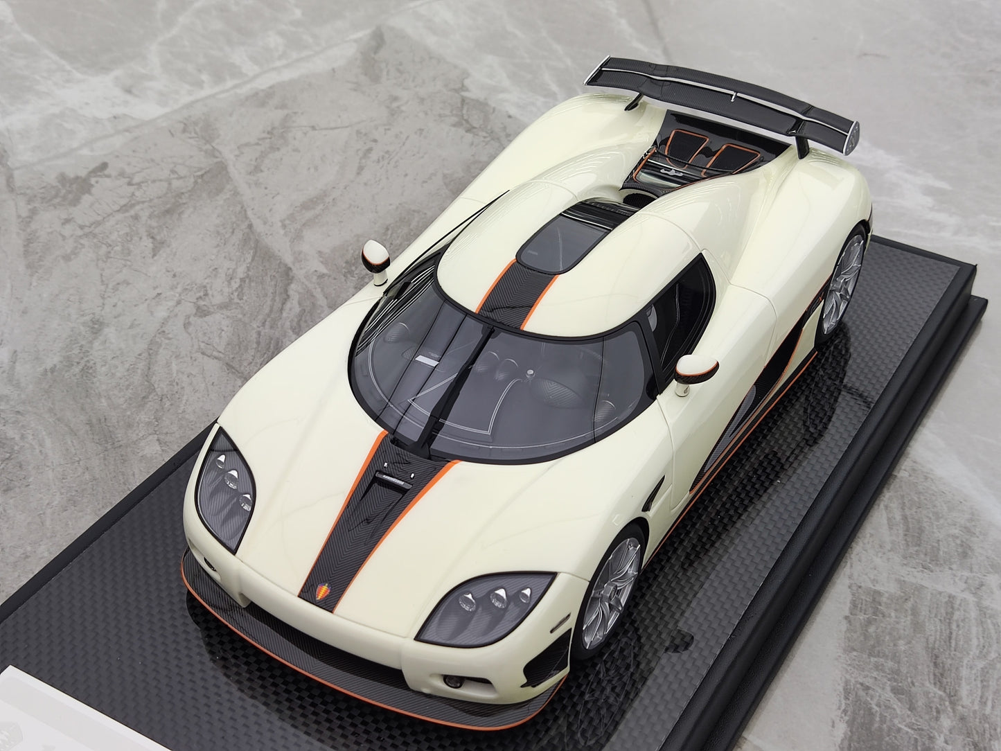 VMB 1/18 Koenigsegg CCX Luminous Resin Car Model JS-VMB007