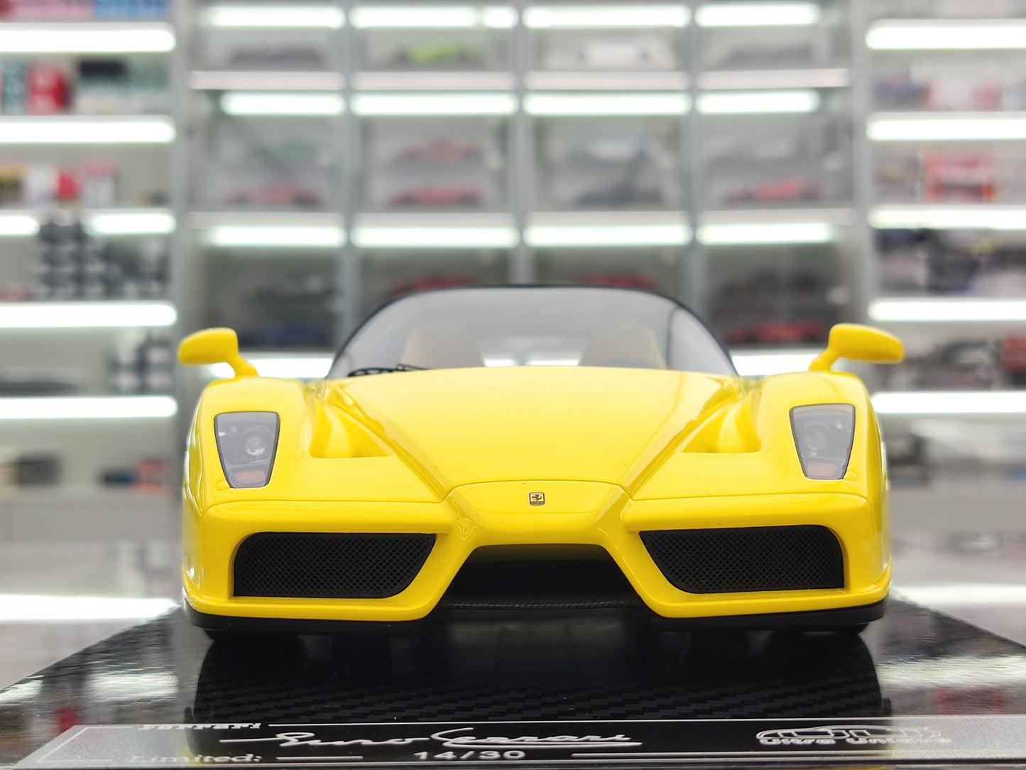 UU 1/18 Ferrari Enzo Yellow Resin Car Model JS-UU006