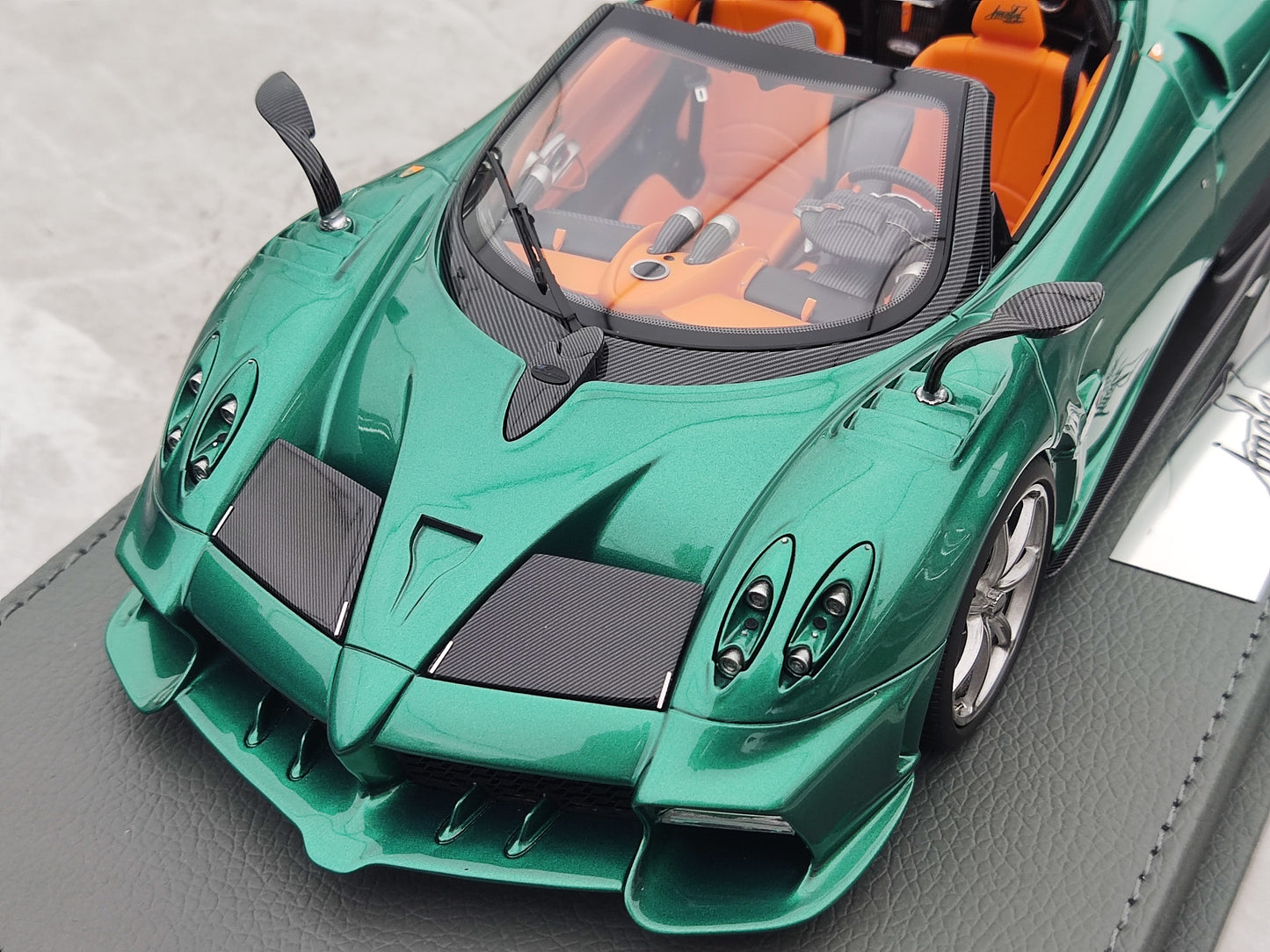 BBR 1/18 Pagani Imola ROADSTER Metallic Green P18250A